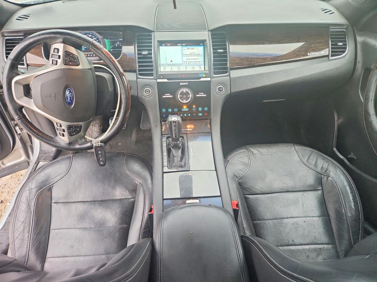 2018 Ford Taurus Limited Silver vin: 1FAHP2F86JG128264