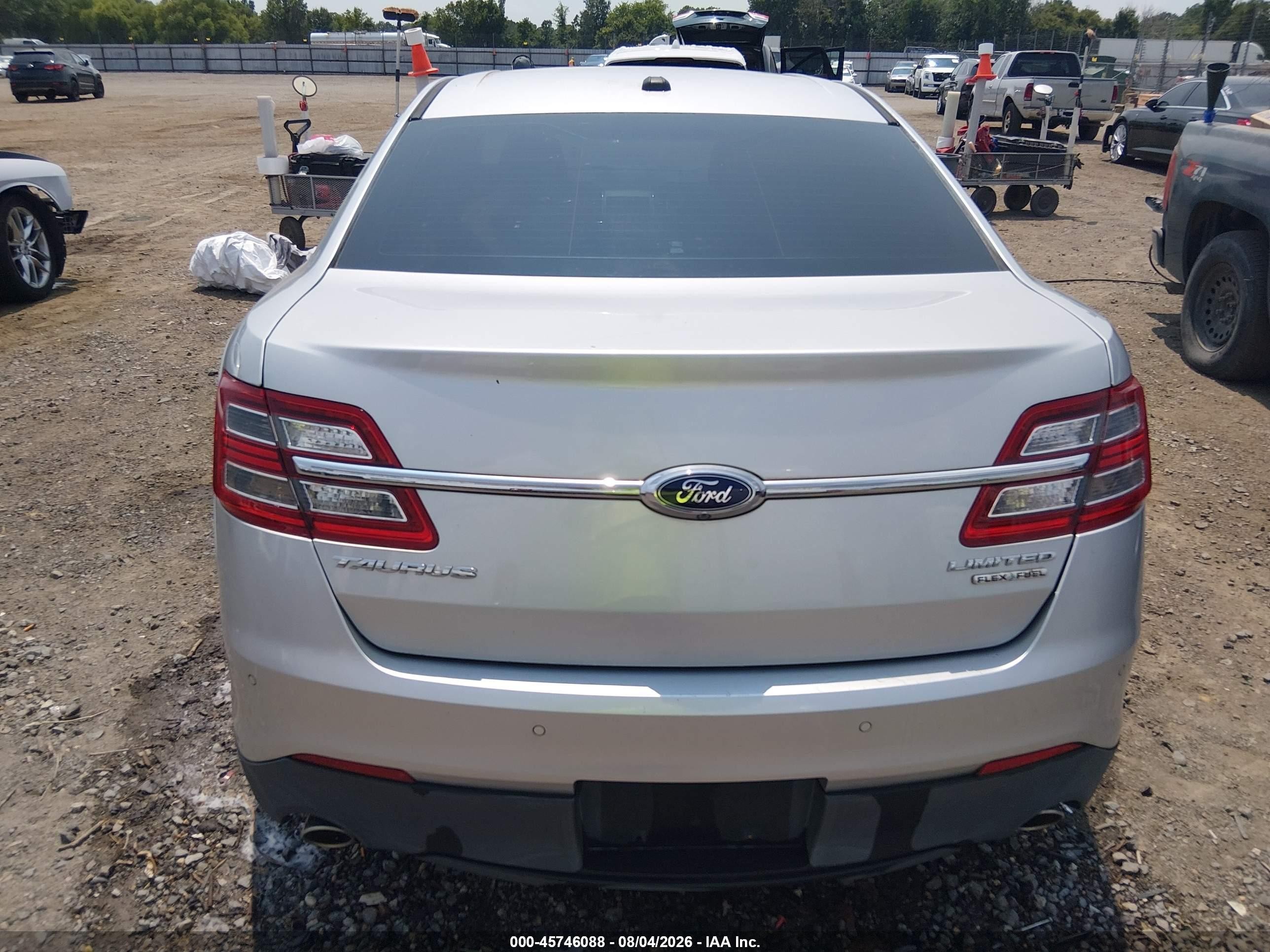 2013 Ford Taurus Limited Silver vin: 1FAHP2F87DG112157