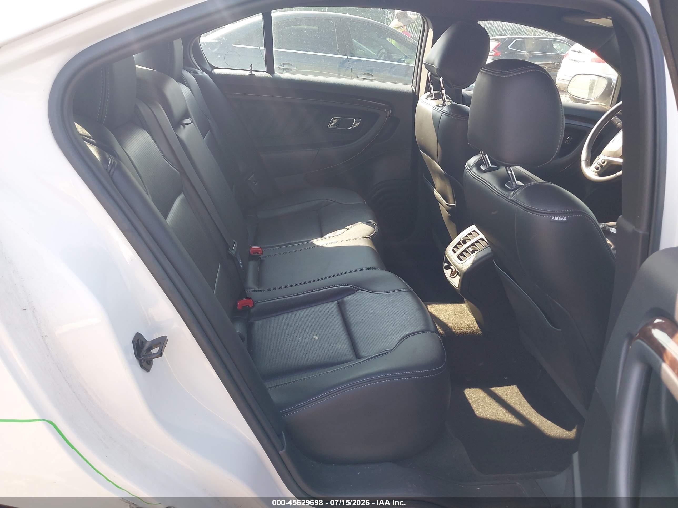 2013 Ford Taurus Limited White vin: 1FAHP2F87DG160984