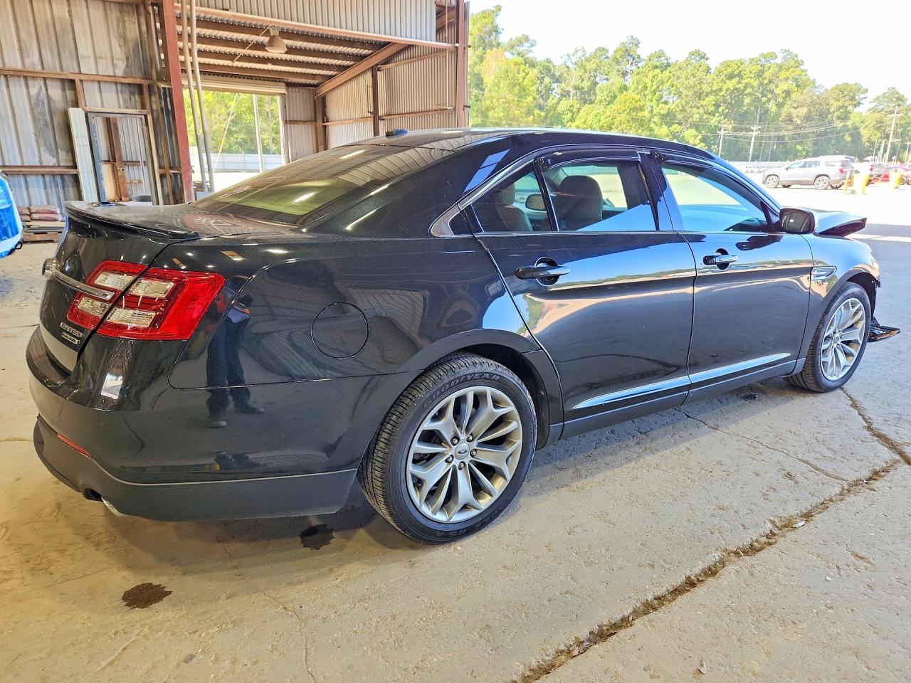 2013 Ford Taurus Limited Черный vin: 1FAHP2F87DG161178