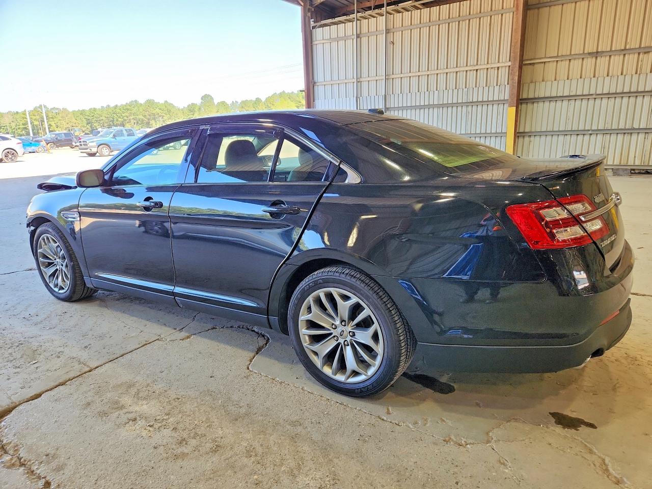 2013 Ford Taurus Limited Черный vin: 1FAHP2F87DG161178