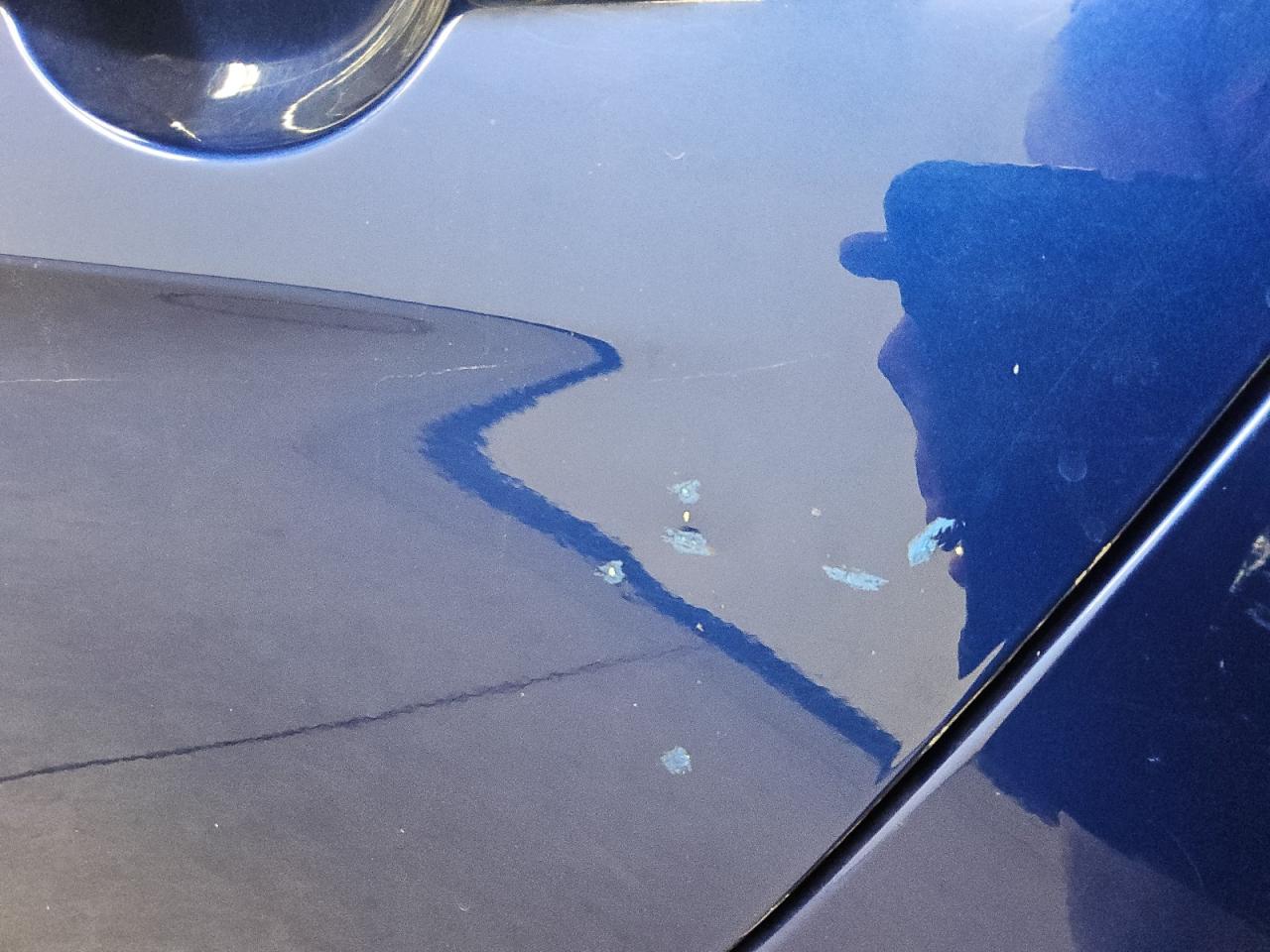 2013 Ford Taurus Limited Blue vin: 1FAHP2F87DG200268 Damage: Left Rear Door, Heavy Scratch, 6 To 7 Inches