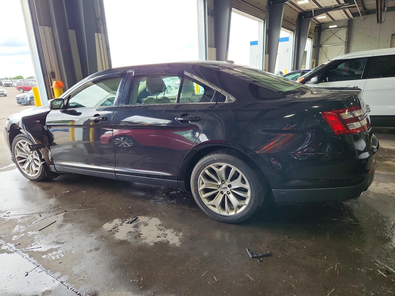 2015 Ford Taurus Limited Черный vin: 1FAHP2F87FG102778