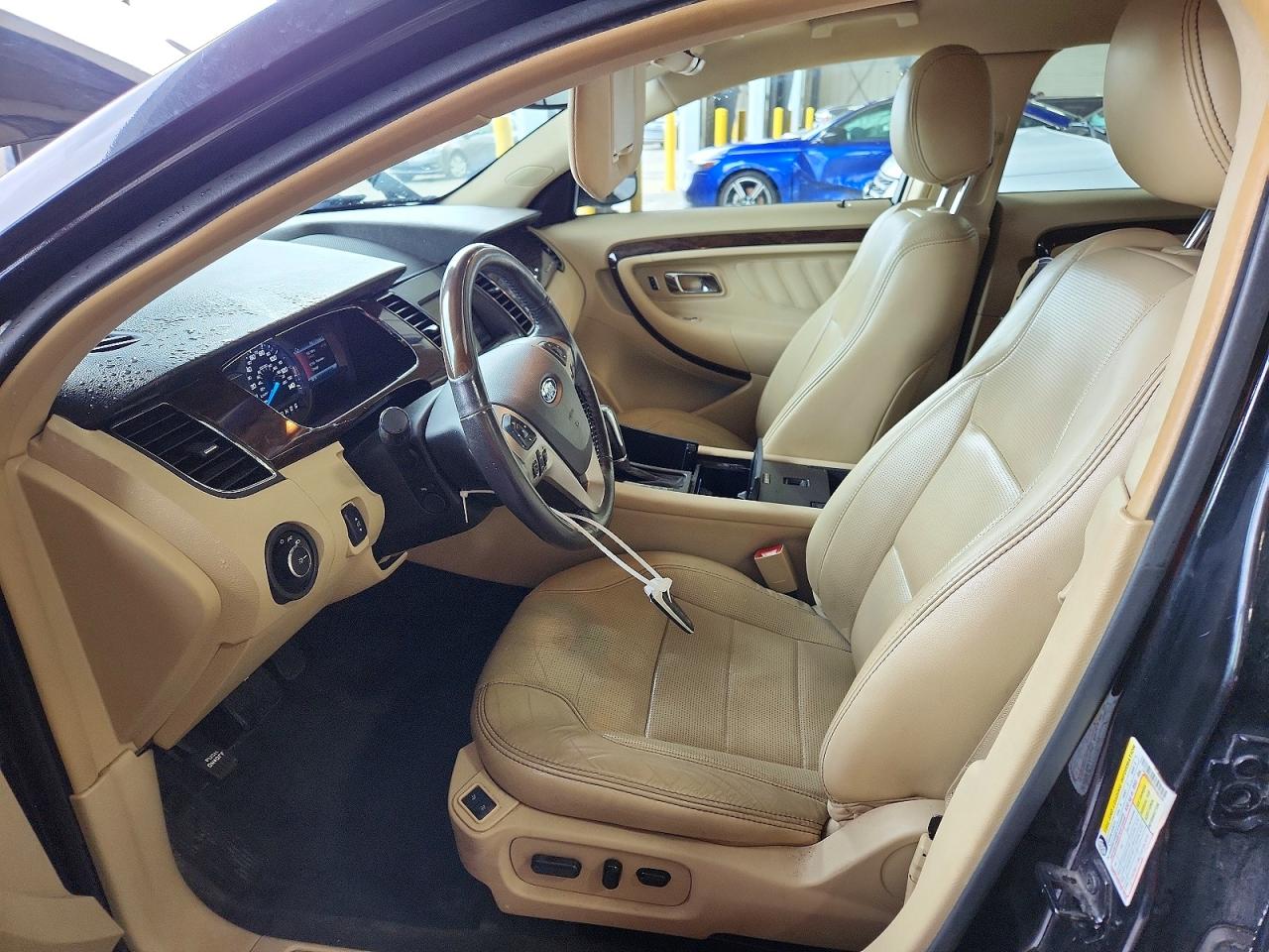 2015 Ford Taurus Limited Черный vin: 1FAHP2F87FG102778