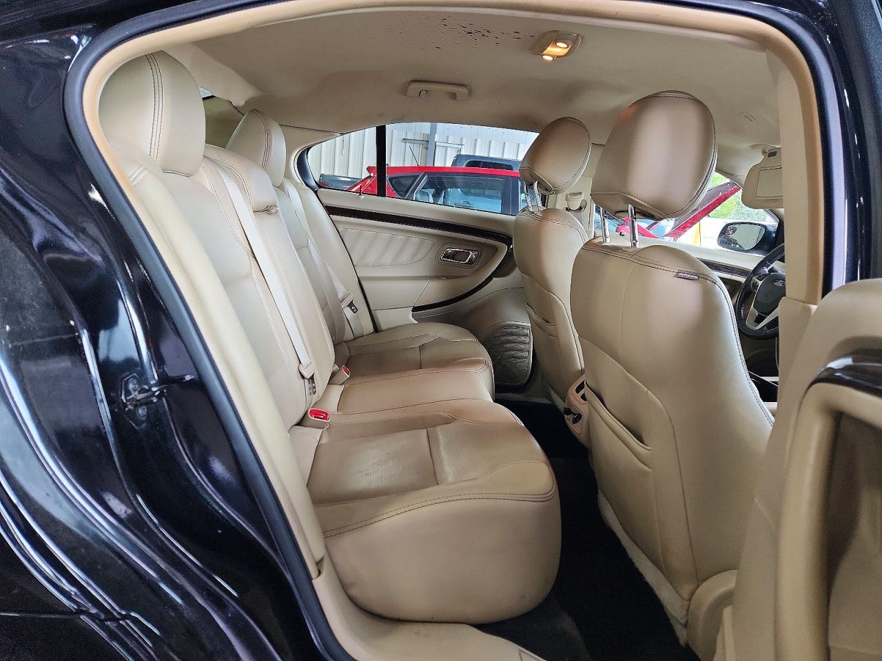 2015 Ford Taurus Limited Черный vin: 1FAHP2F87FG102778