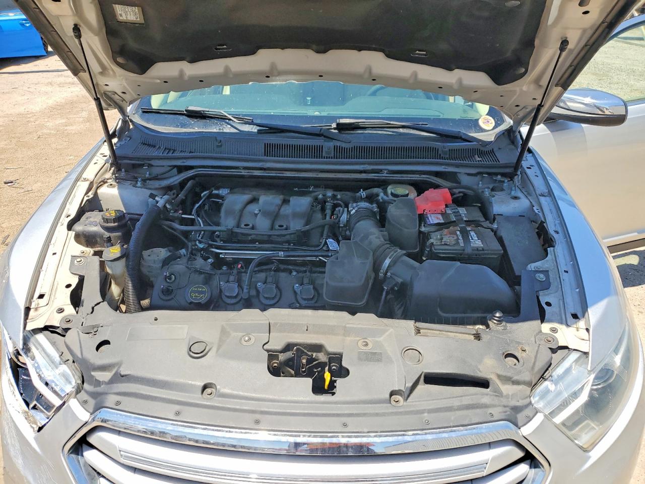 2015 Ford Taurus Limited Silver vin: 1FAHP2F87FG103204