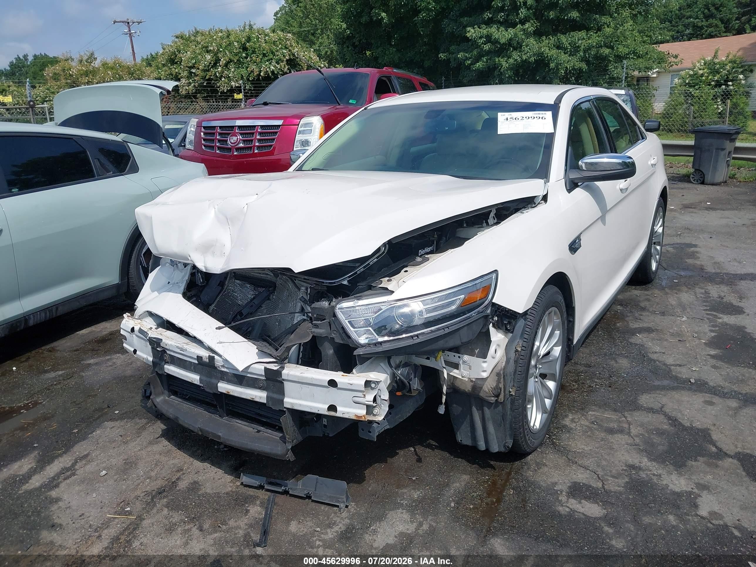 2015 Ford Taurus Limited White vin: 1FAHP2F87FG103686