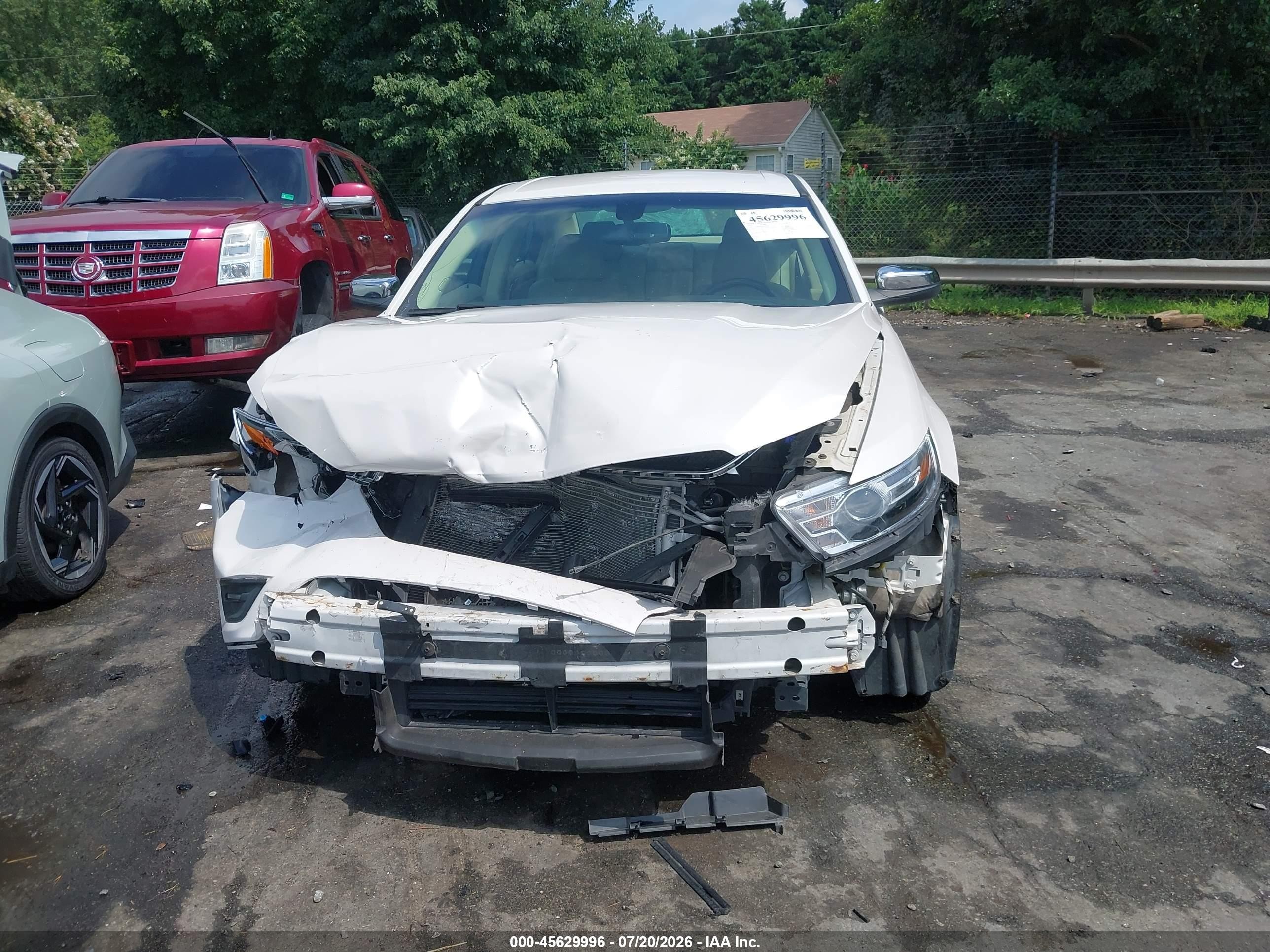 2015 Ford Taurus Limited White vin: 1FAHP2F87FG103686