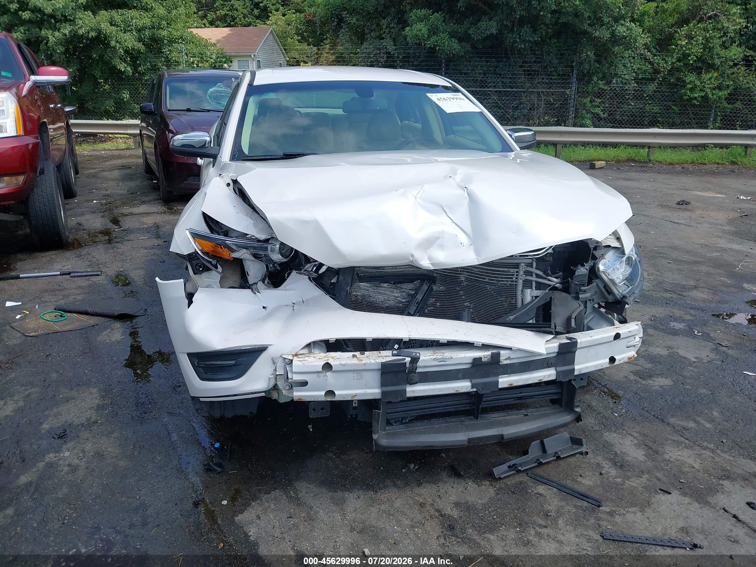 2015 Ford Taurus Limited White vin: 1FAHP2F87FG103686