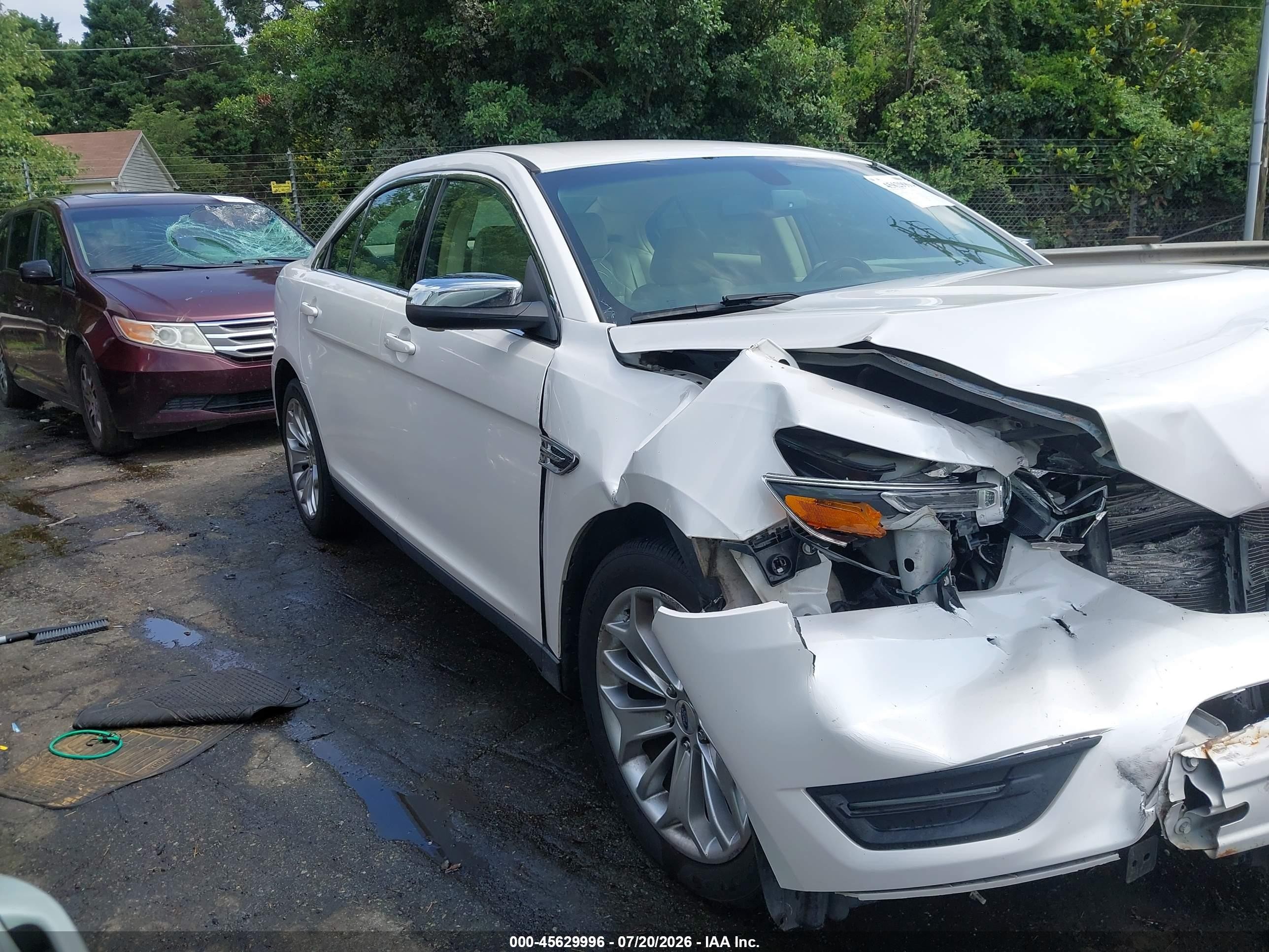 2015 Ford Taurus Limited White vin: 1FAHP2F87FG103686