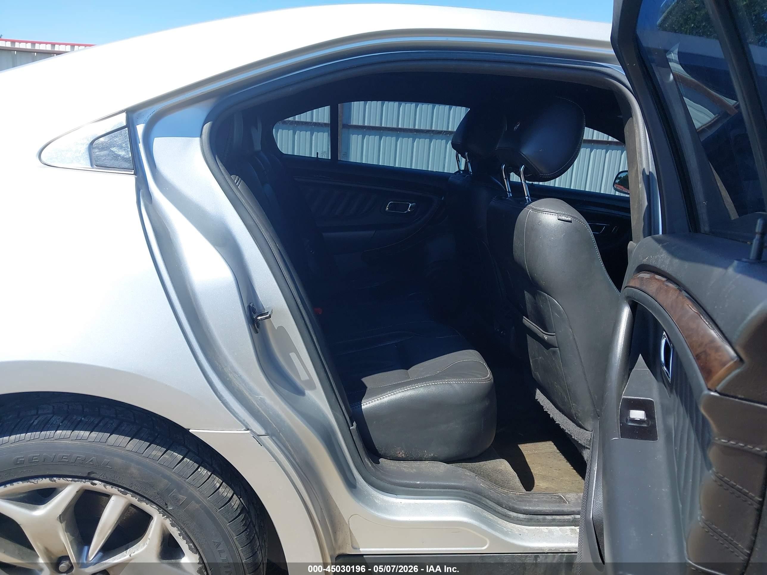 2013 Ford Taurus Limited Silver vin: 1FAHP2F88DG129520