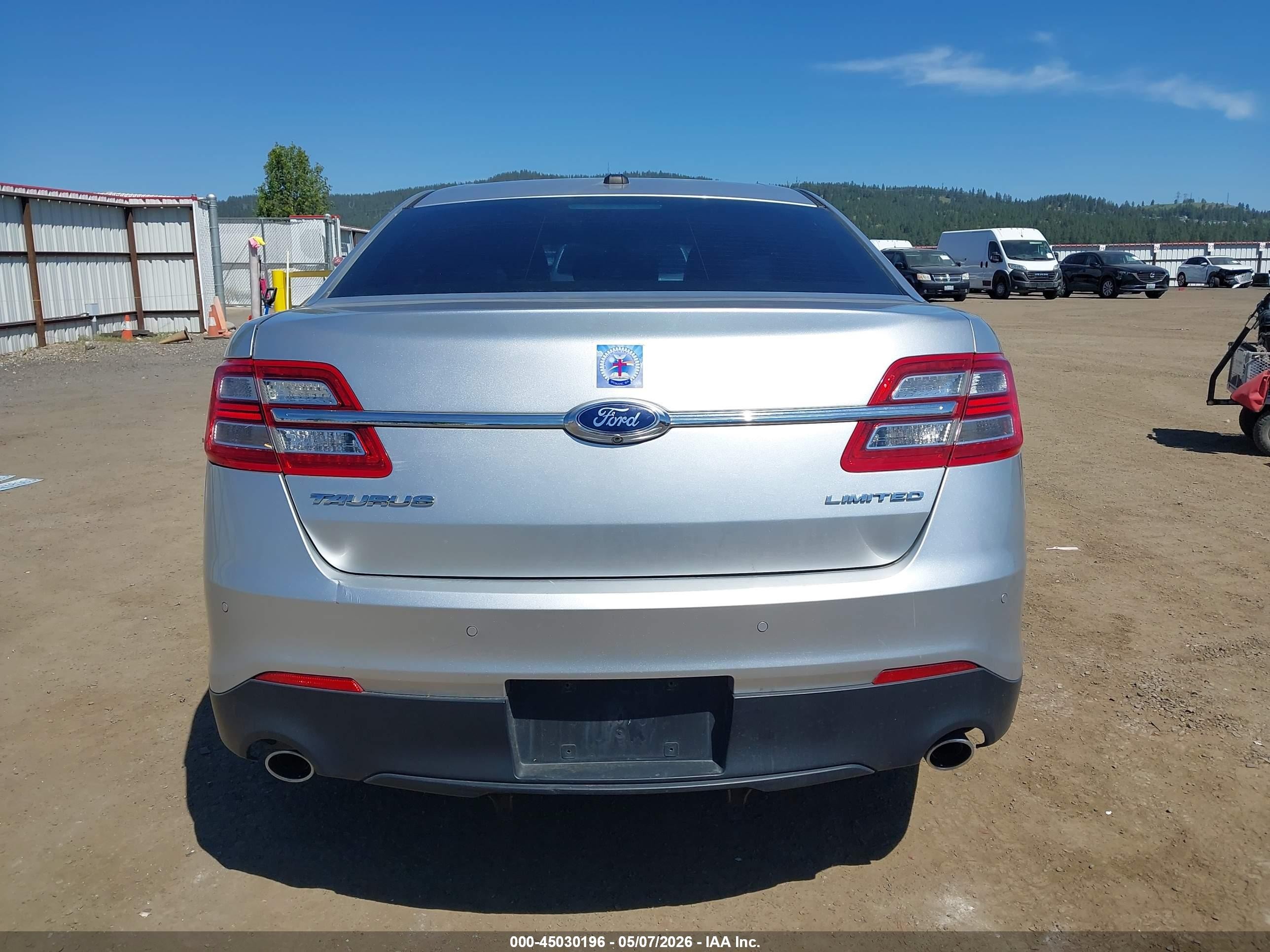 2013 Ford Taurus Limited Silver vin: 1FAHP2F88DG129520