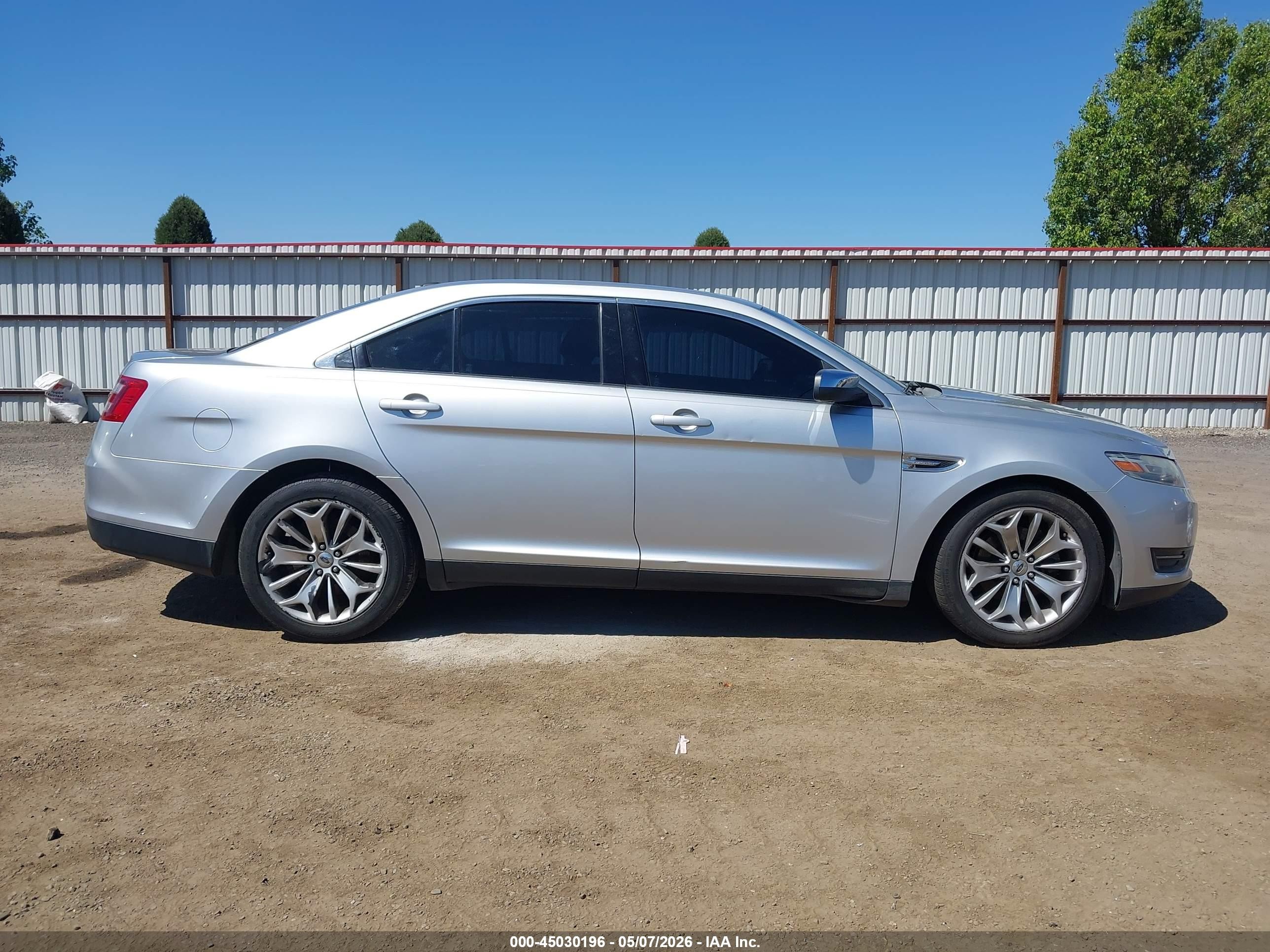 2013 Ford Taurus Limited Silver vin: 1FAHP2F88DG129520