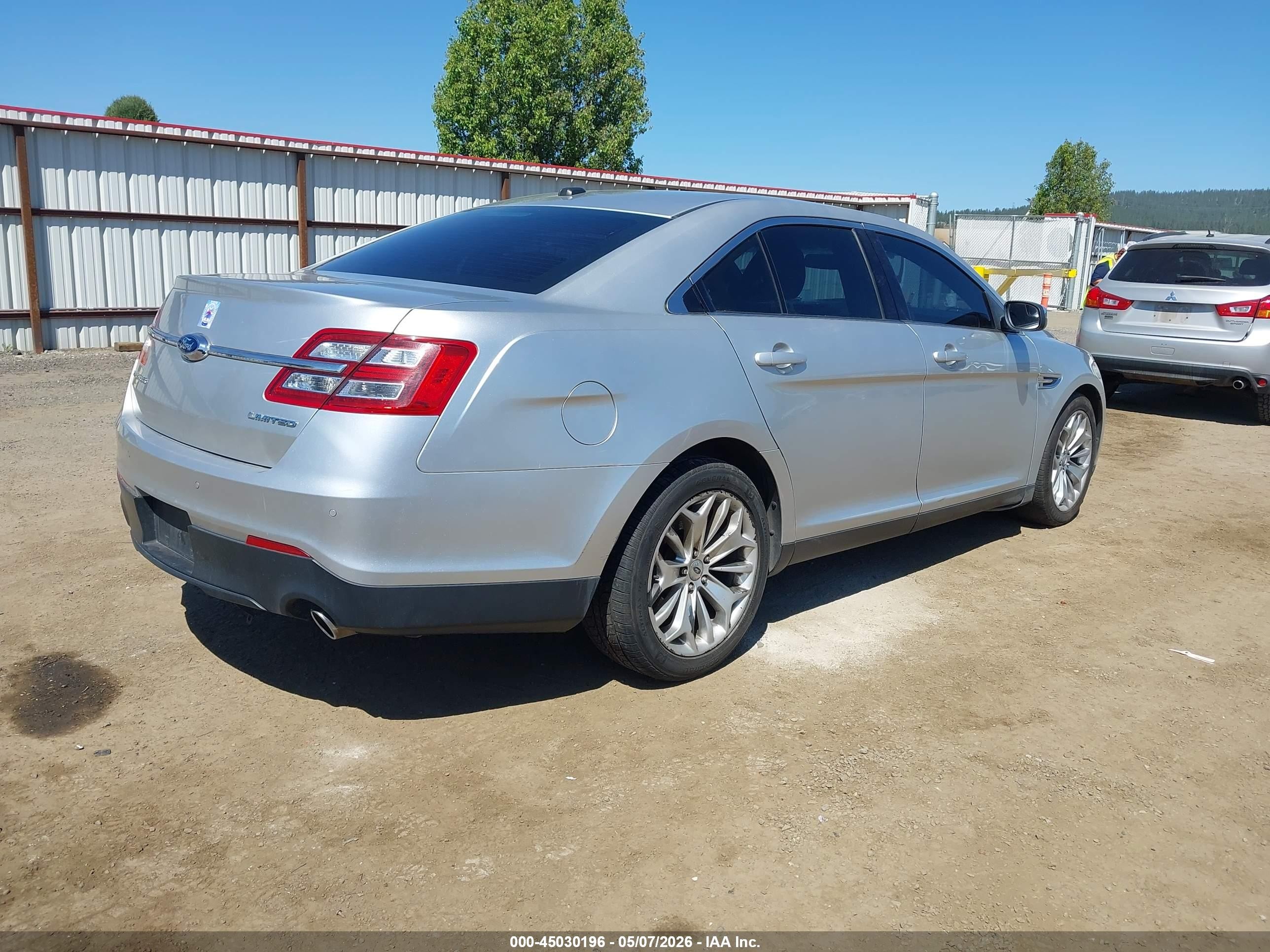 2013 Ford Taurus Limited Silver vin: 1FAHP2F88DG129520