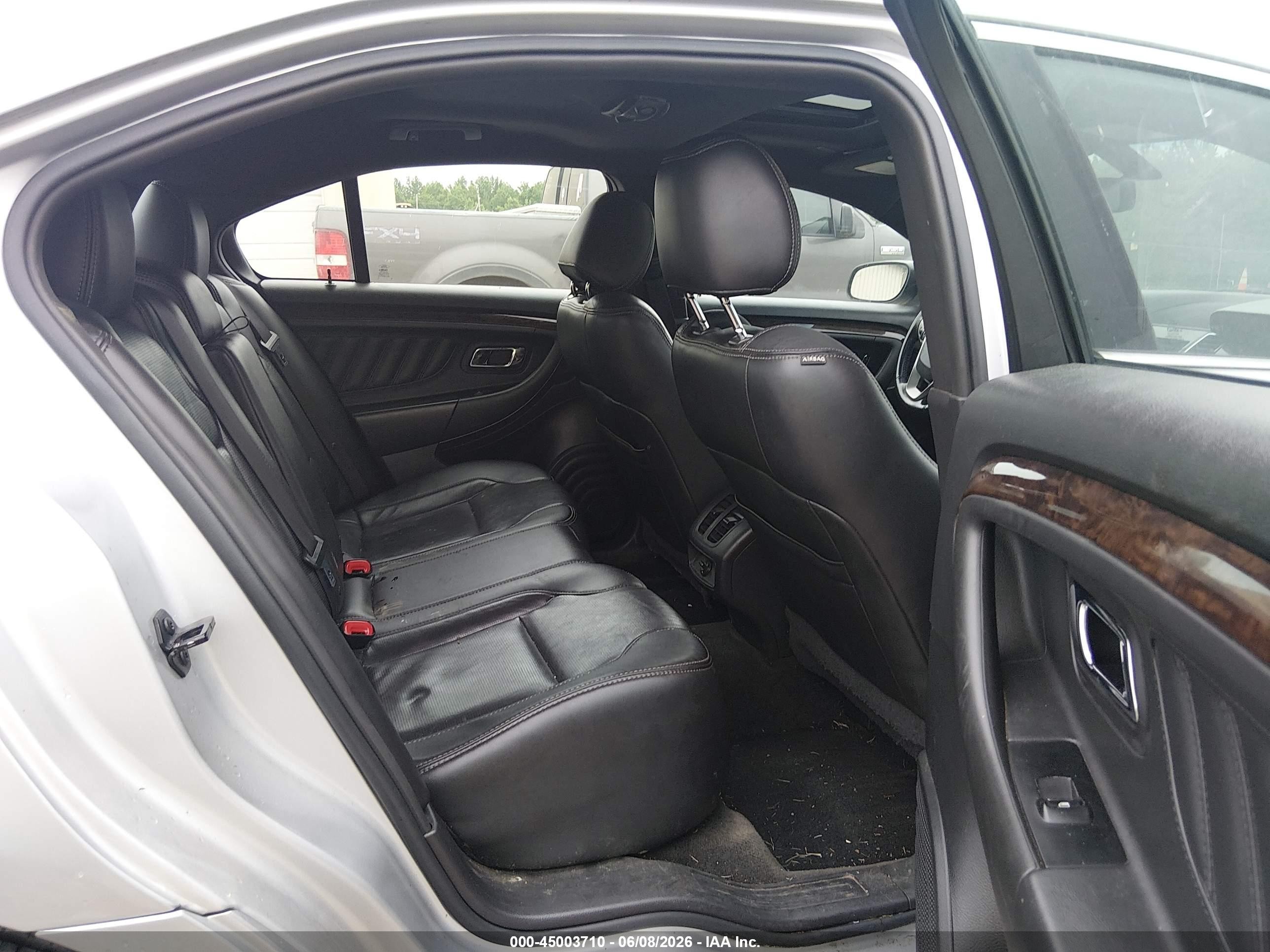 2013 Ford Taurus Limited Silver vin: 1FAHP2F88DG146740