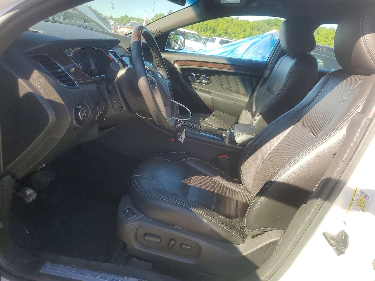 2013 Ford Taurus Limited White vin: 1FAHP2F88DG233036
