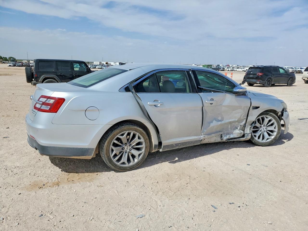 2015 Ford Taurus Limited Silver vin: 1FAHP2F88FG114566