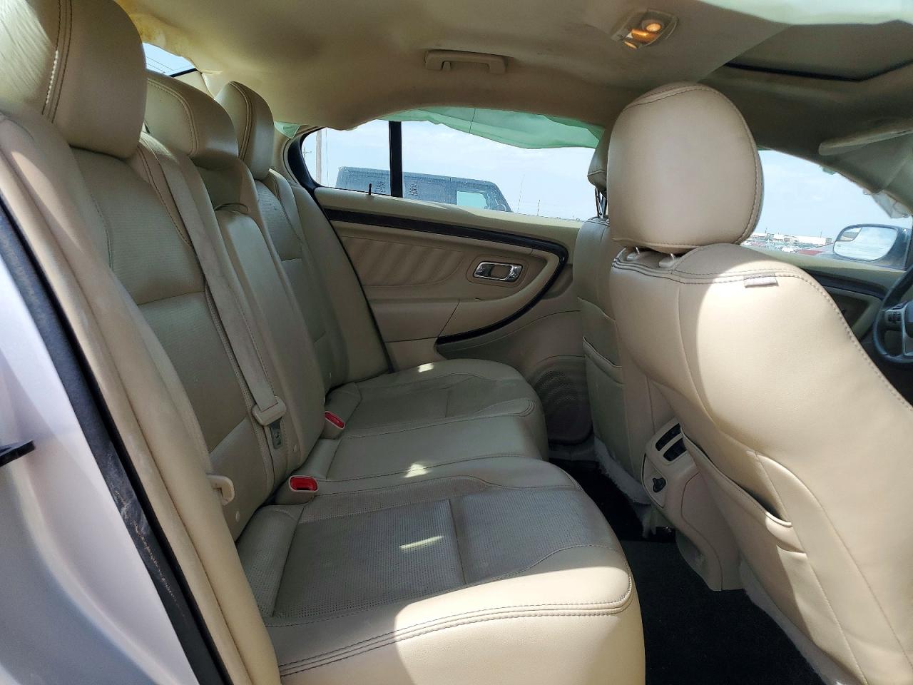 2015 Ford Taurus Limited Silver vin: 1FAHP2F88FG114566