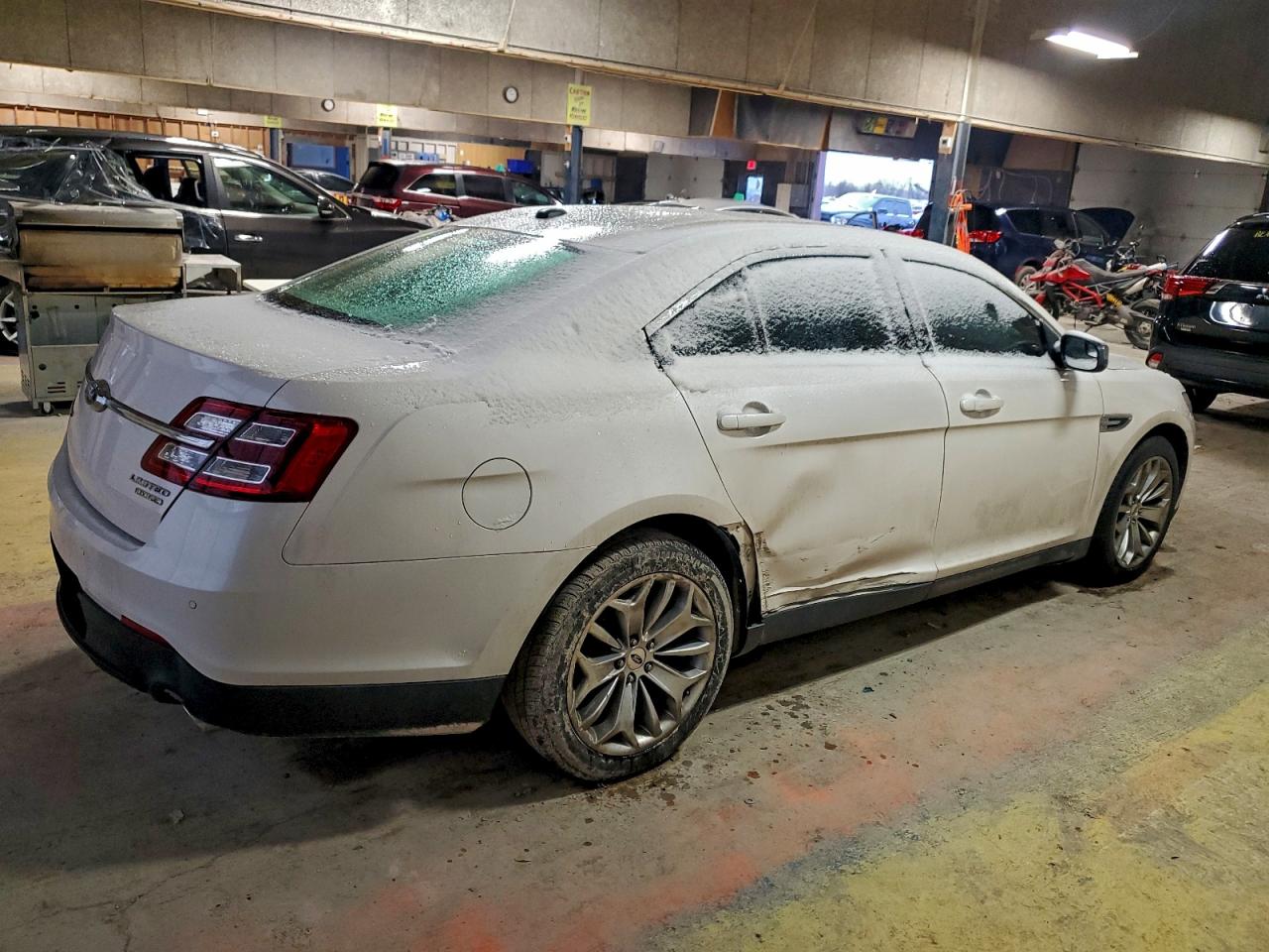 2015 Ford Taurus Limited Белый vin: 1FAHP2F88FG168935