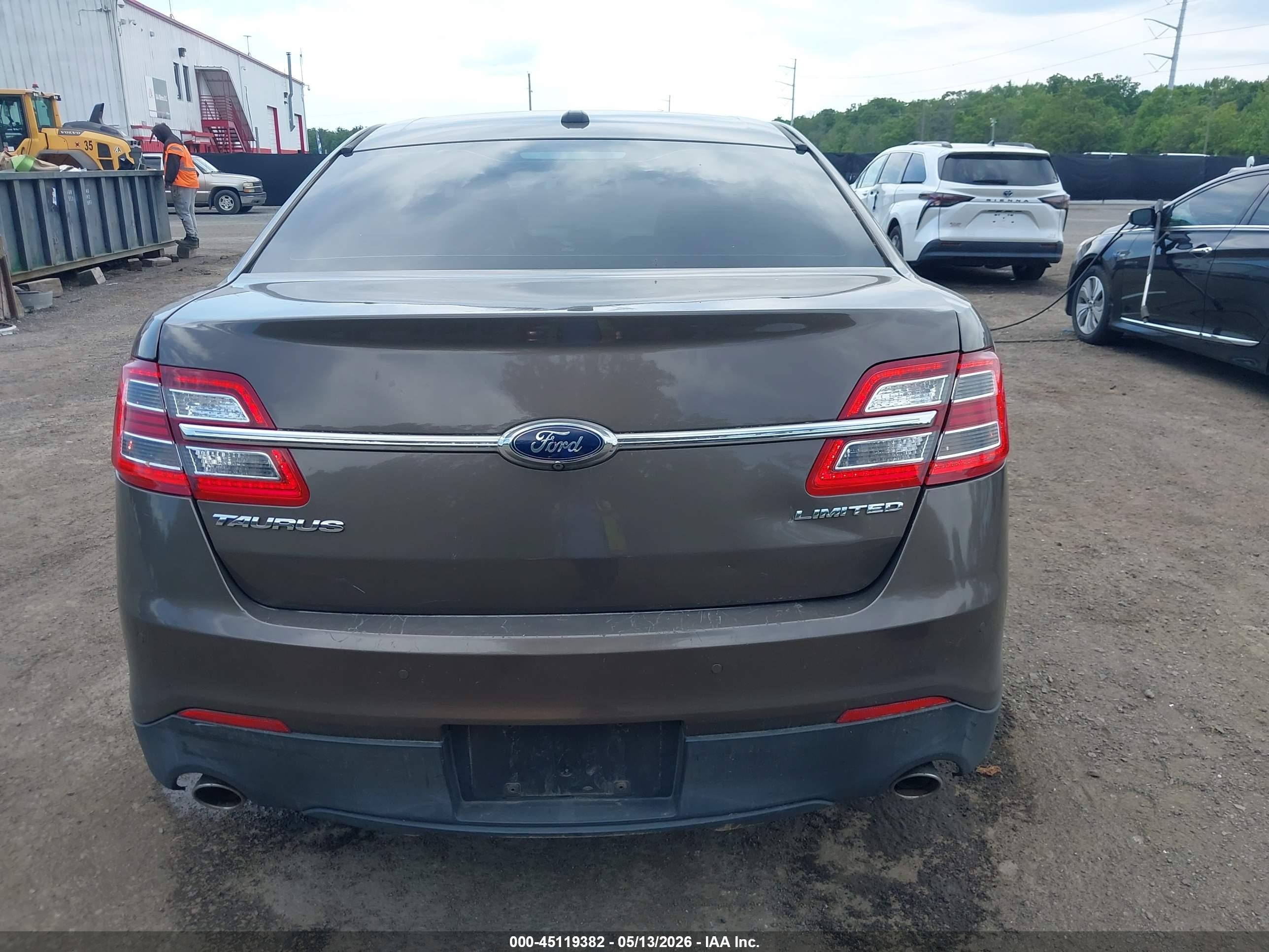 2015 Ford Taurus Limited Brown vin: 1FAHP2F88FG171432