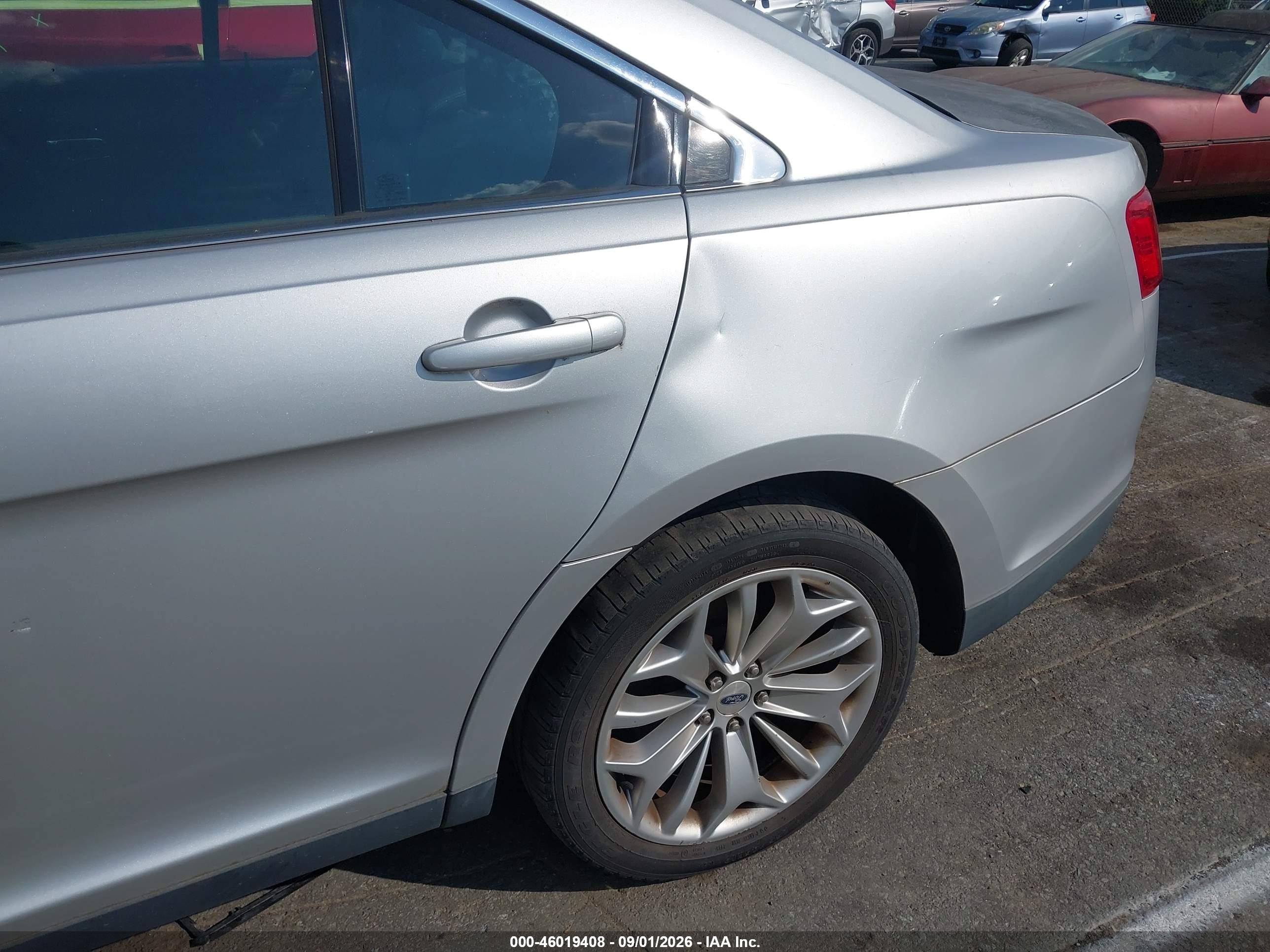 2015 Ford Taurus Limited Silver vin: 1FAHP2F88FG171527