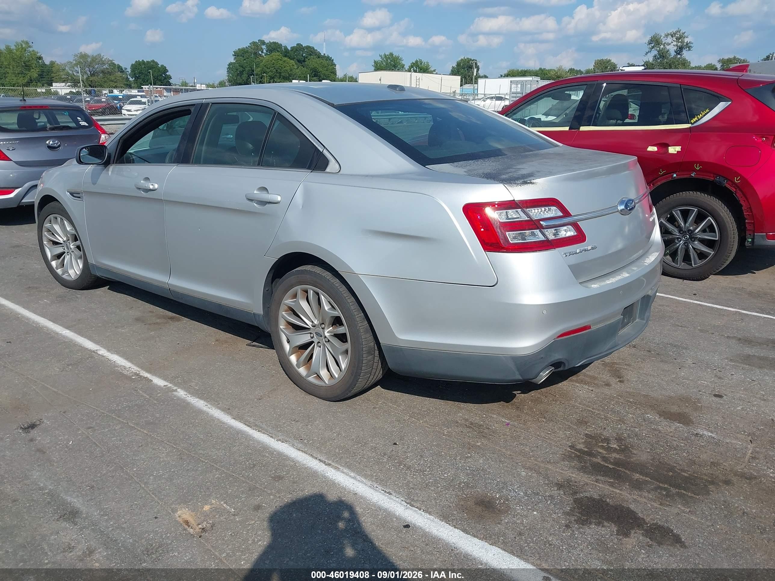 2015 Ford Taurus Limited Silver vin: 1FAHP2F88FG171527
