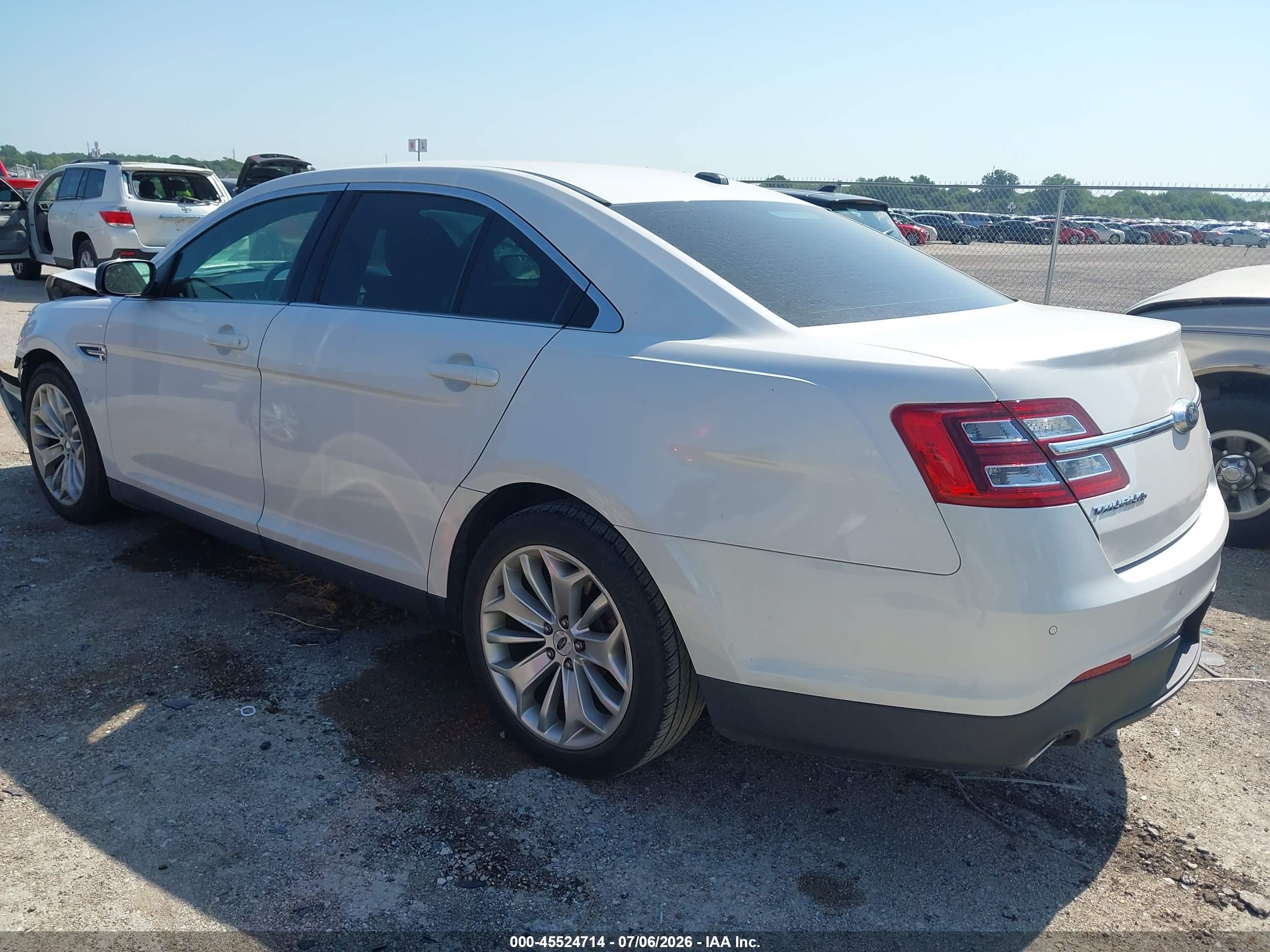 2015 Ford Taurus Limited White vin: 1FAHP2F88FG206745