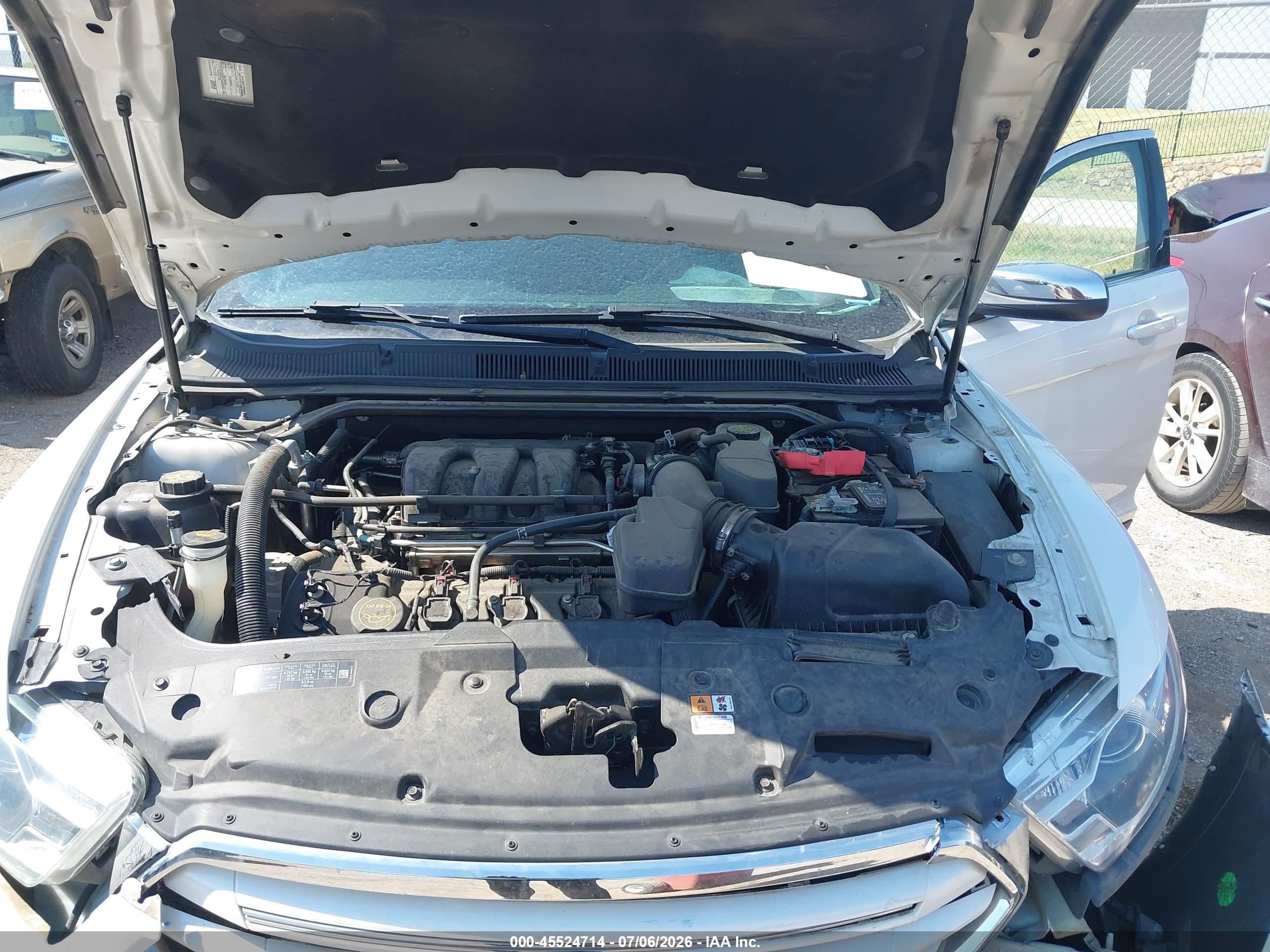 2015 Ford Taurus Limited White vin: 1FAHP2F88FG206745