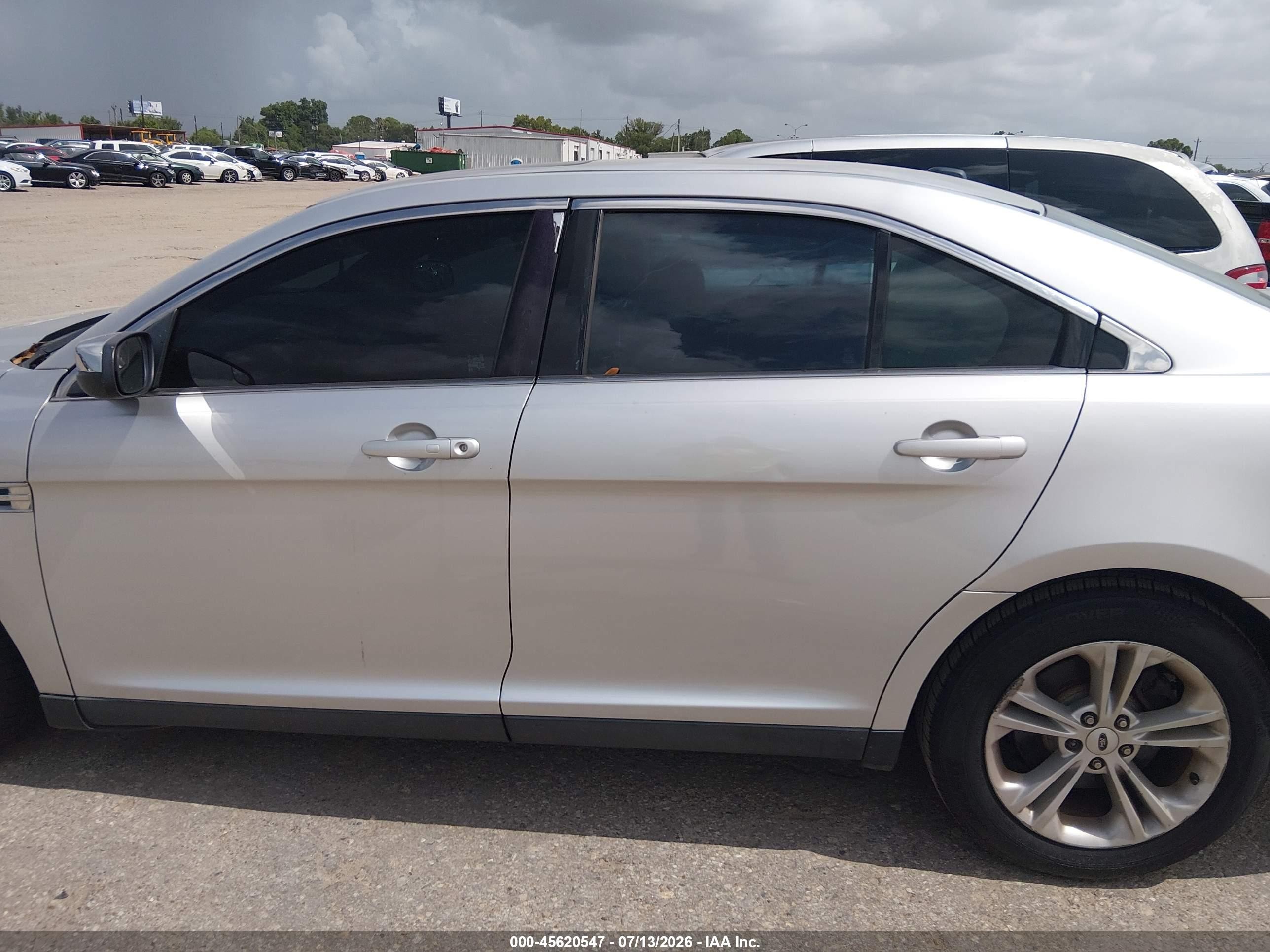 2016 Ford Taurus Limited Silver vin: 1FAHP2F88GG109689