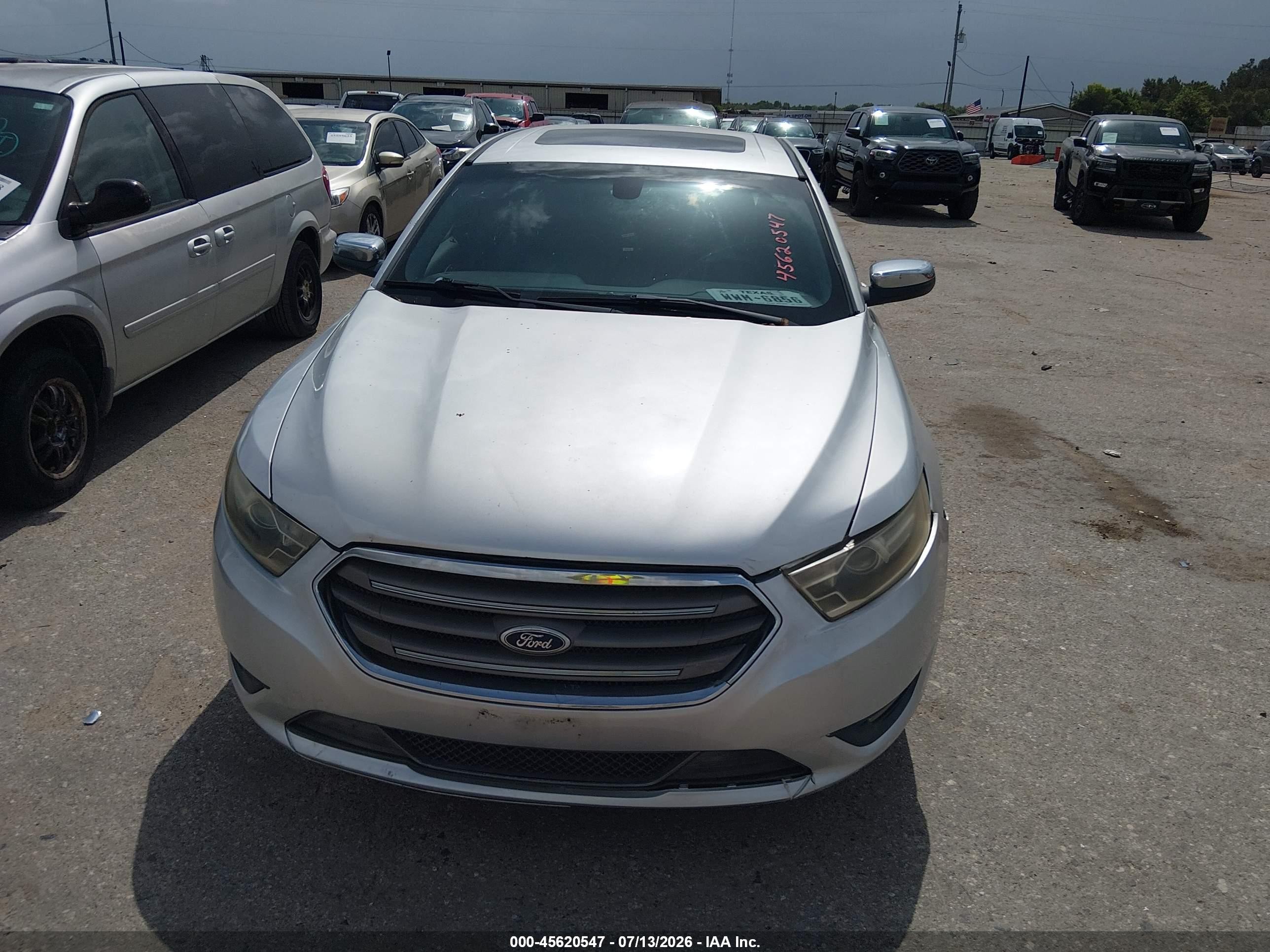 2016 Ford Taurus Limited Silver vin: 1FAHP2F88GG109689