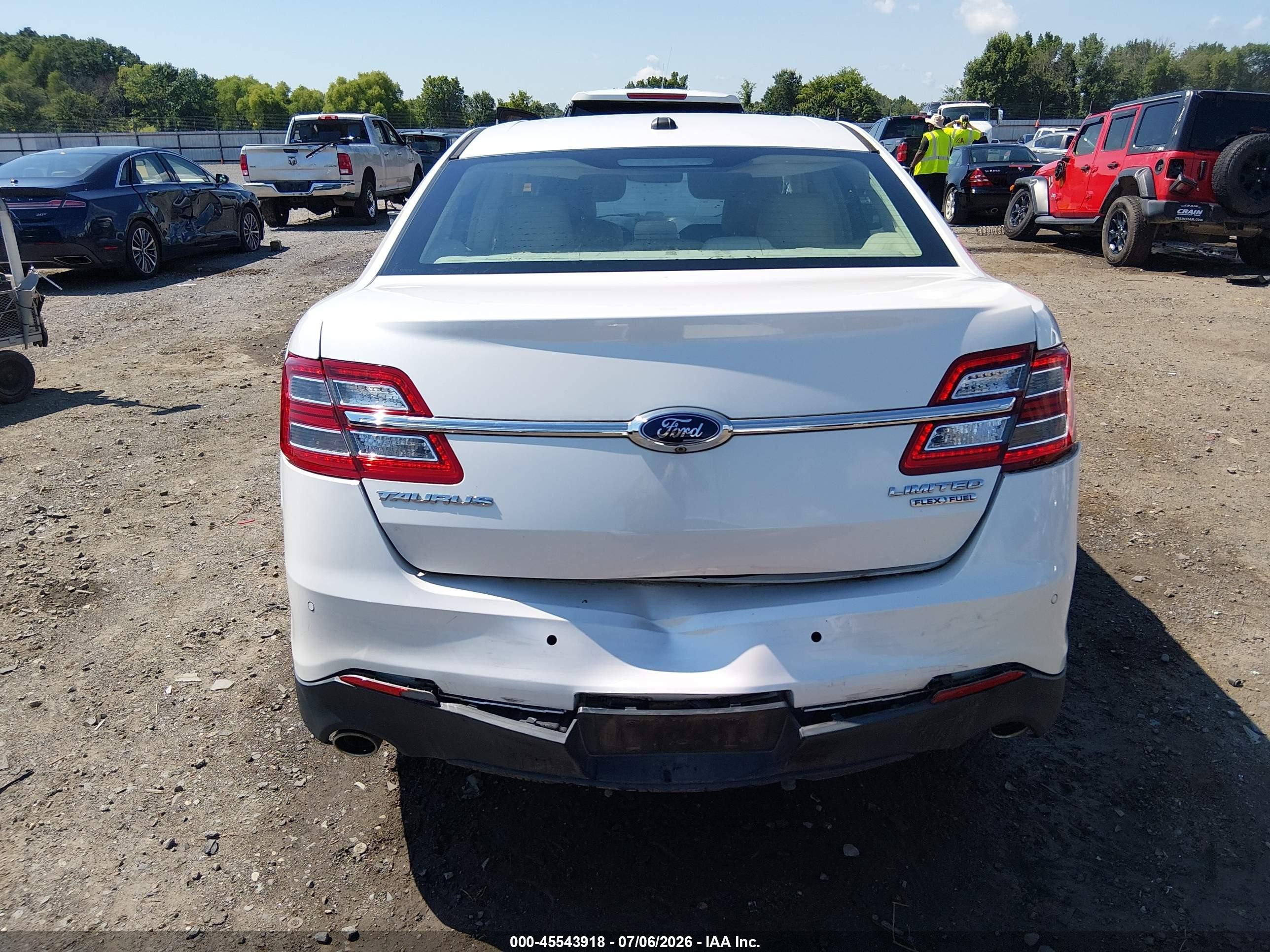 2013 Ford Taurus Limited White vin: 1FAHP2F89DG107431