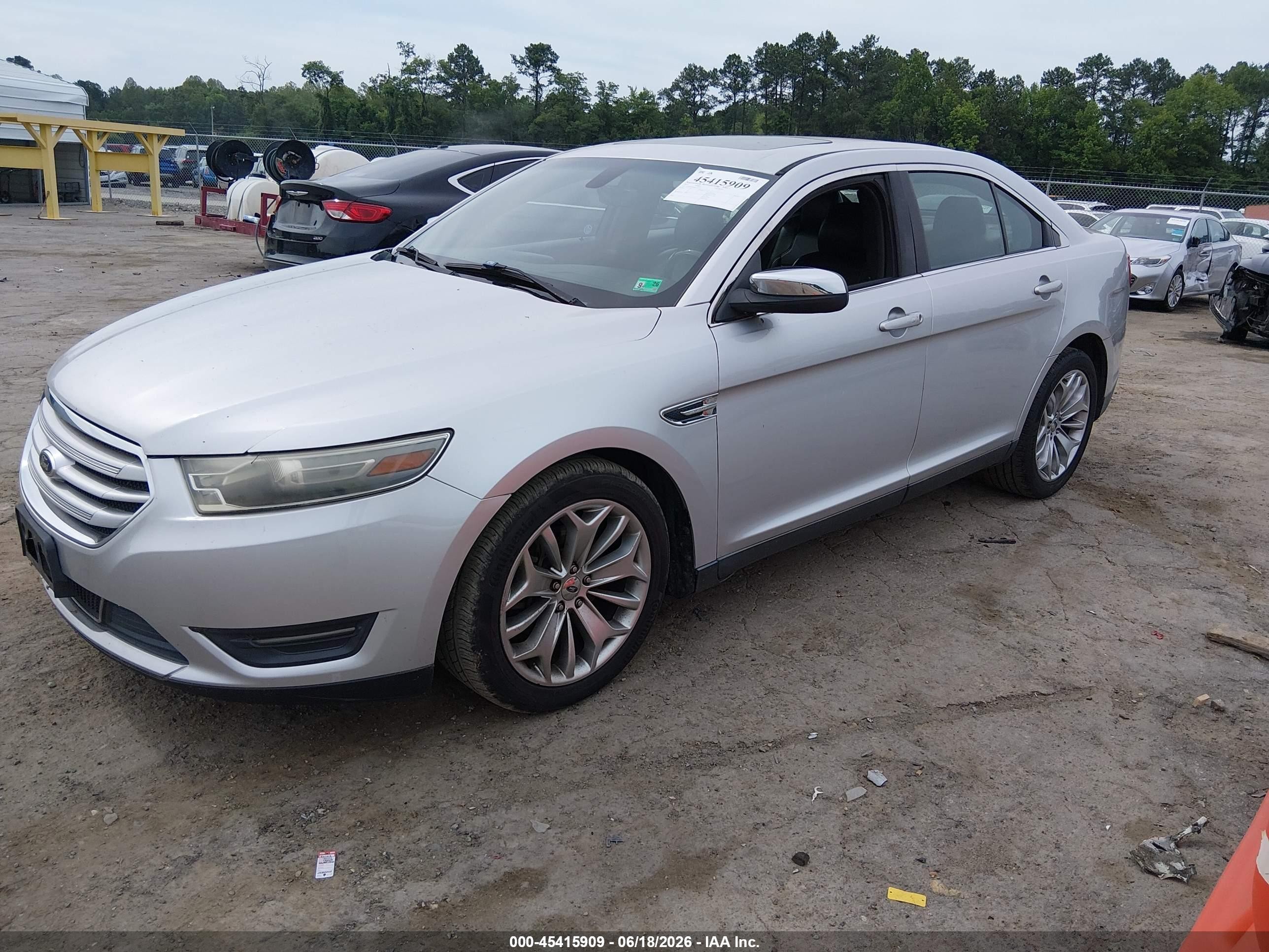 2013 Ford Taurus Limited Silver vin: 1FAHP2F89DG123130