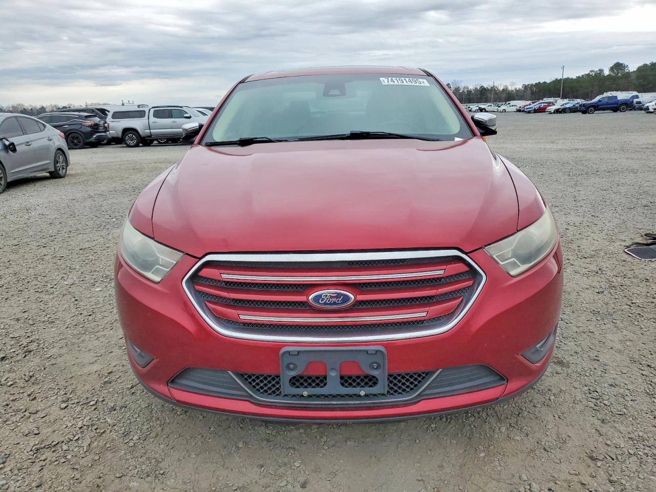 2014 Ford Taurus Limited Red vin: 1FAHP2F89EG116647