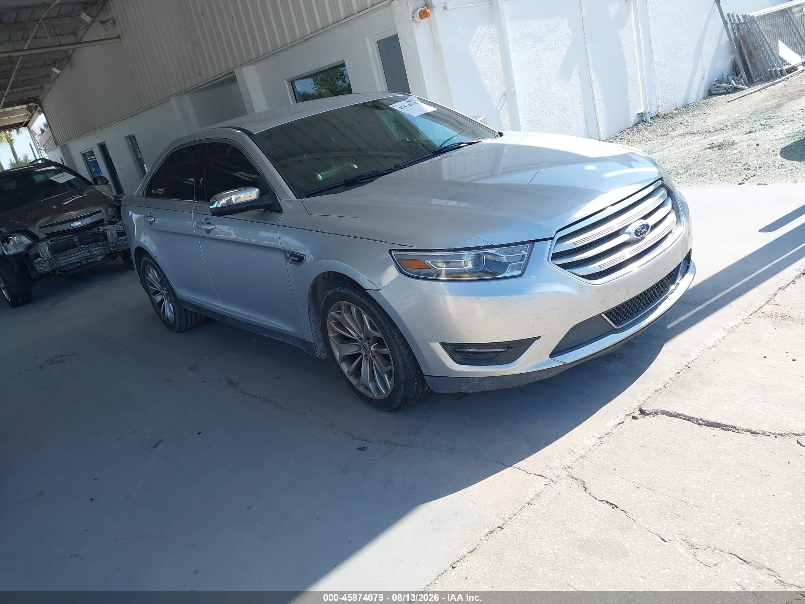 2014 Ford Taurus Limited Silver vin: 1FAHP2F89EG117832