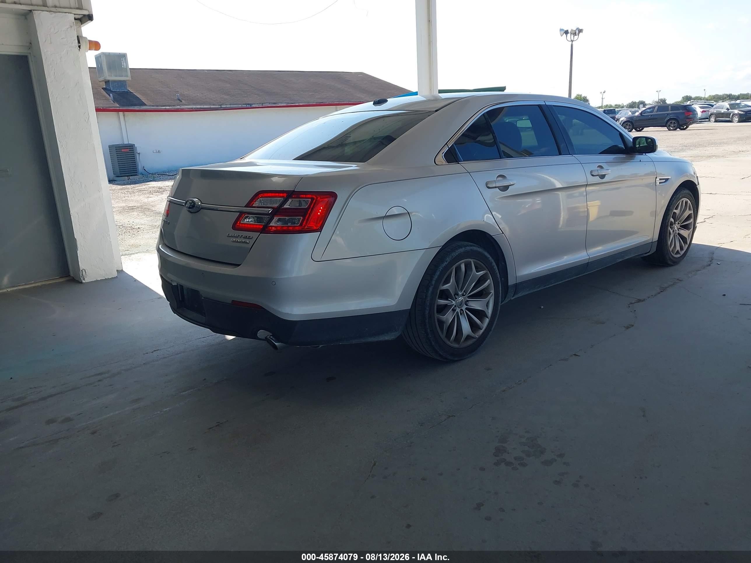 2014 Ford Taurus Limited Silver vin: 1FAHP2F89EG117832