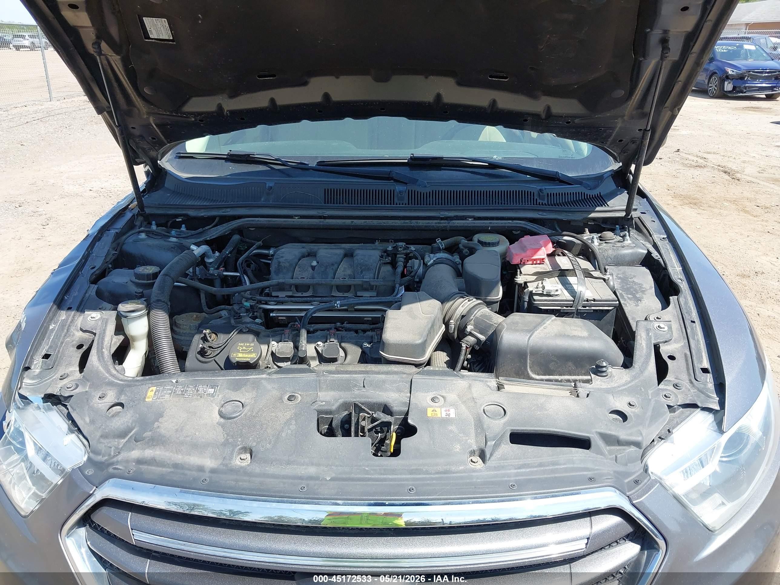 2014 Ford Taurus Limited Silver vin: 1FAHP2F89EG118060