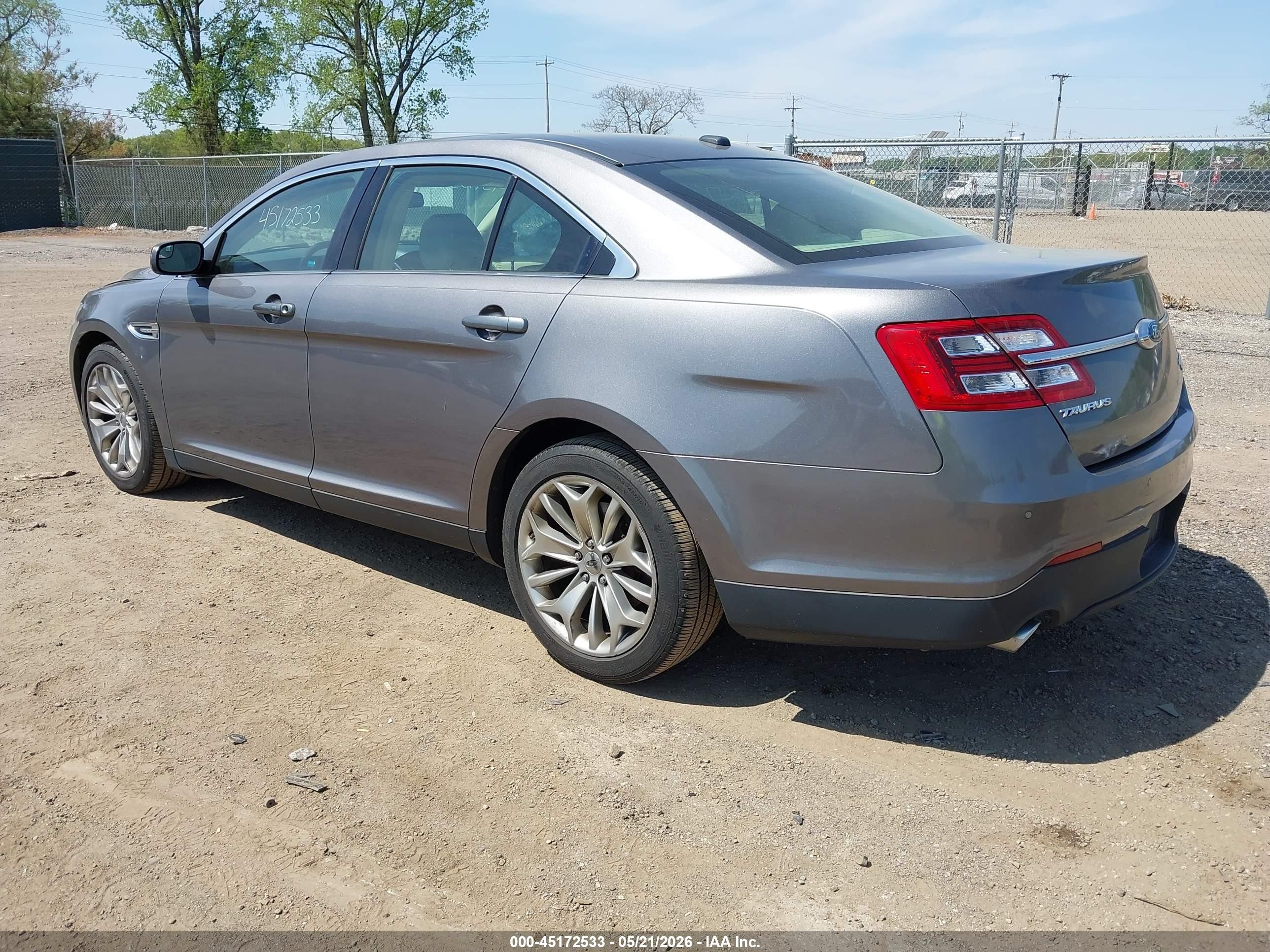 2014 Ford Taurus Limited Silver vin: 1FAHP2F89EG118060