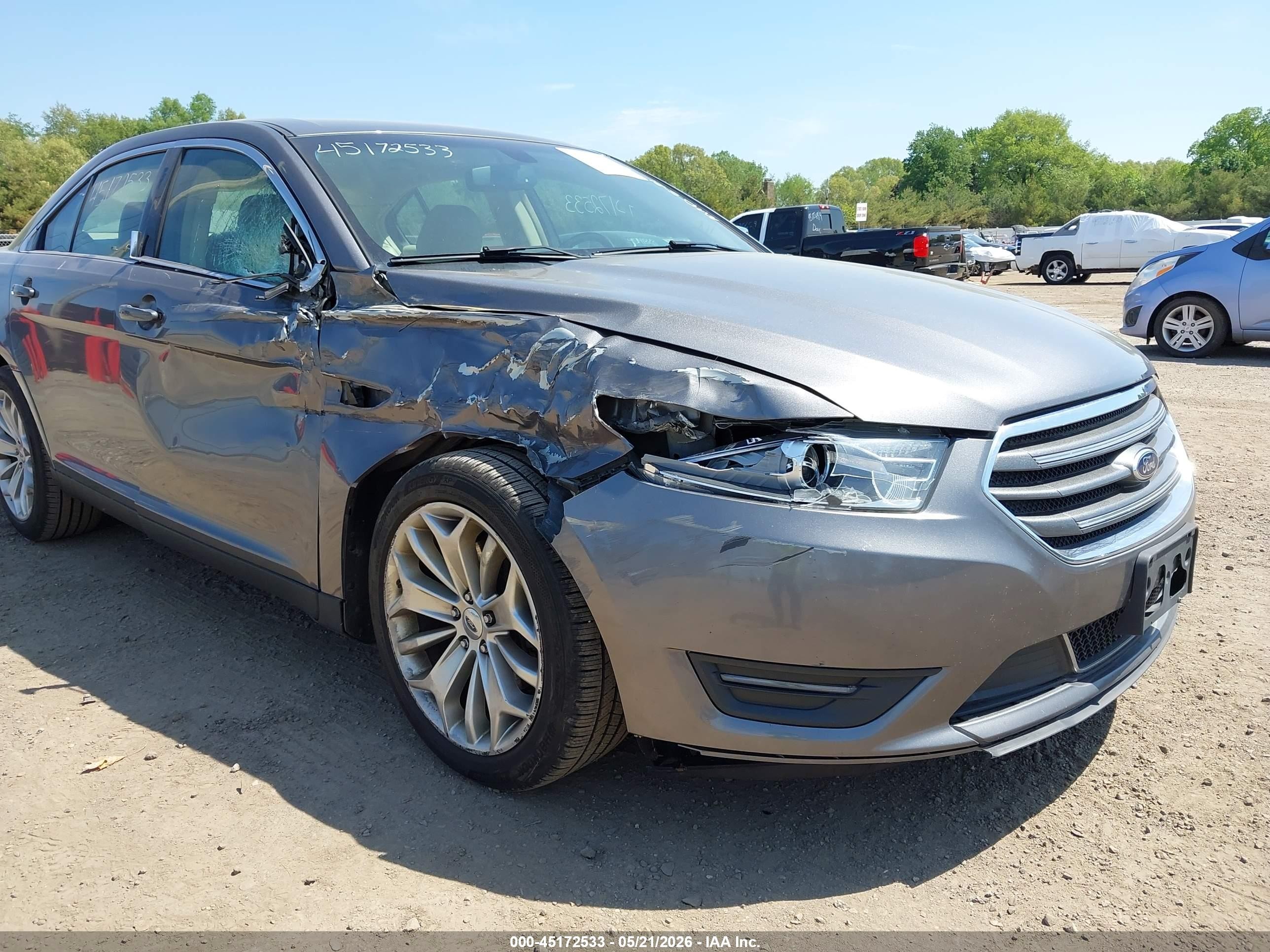 2014 Ford Taurus Limited Silver vin: 1FAHP2F89EG118060