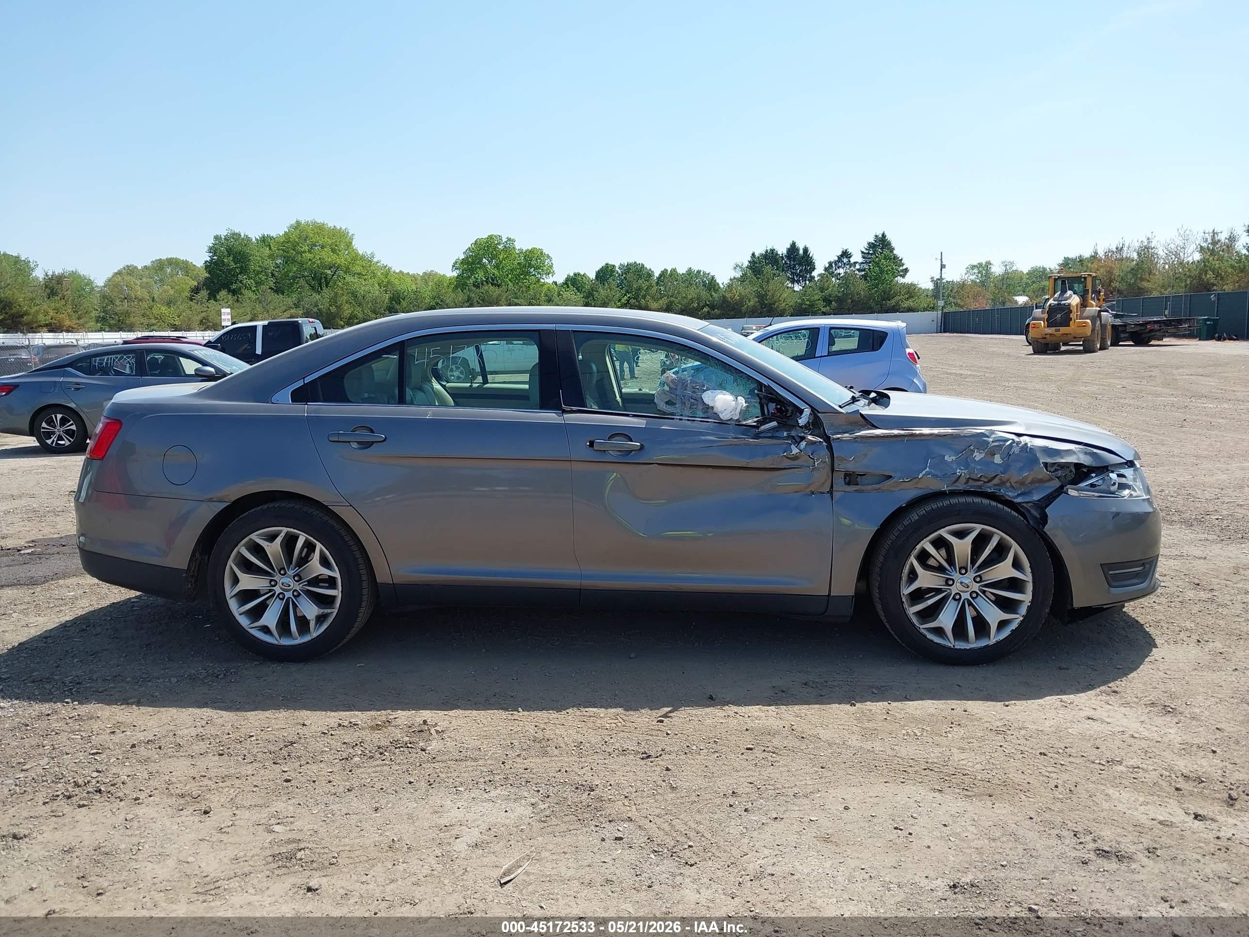 2014 Ford Taurus Limited Silver vin: 1FAHP2F89EG118060