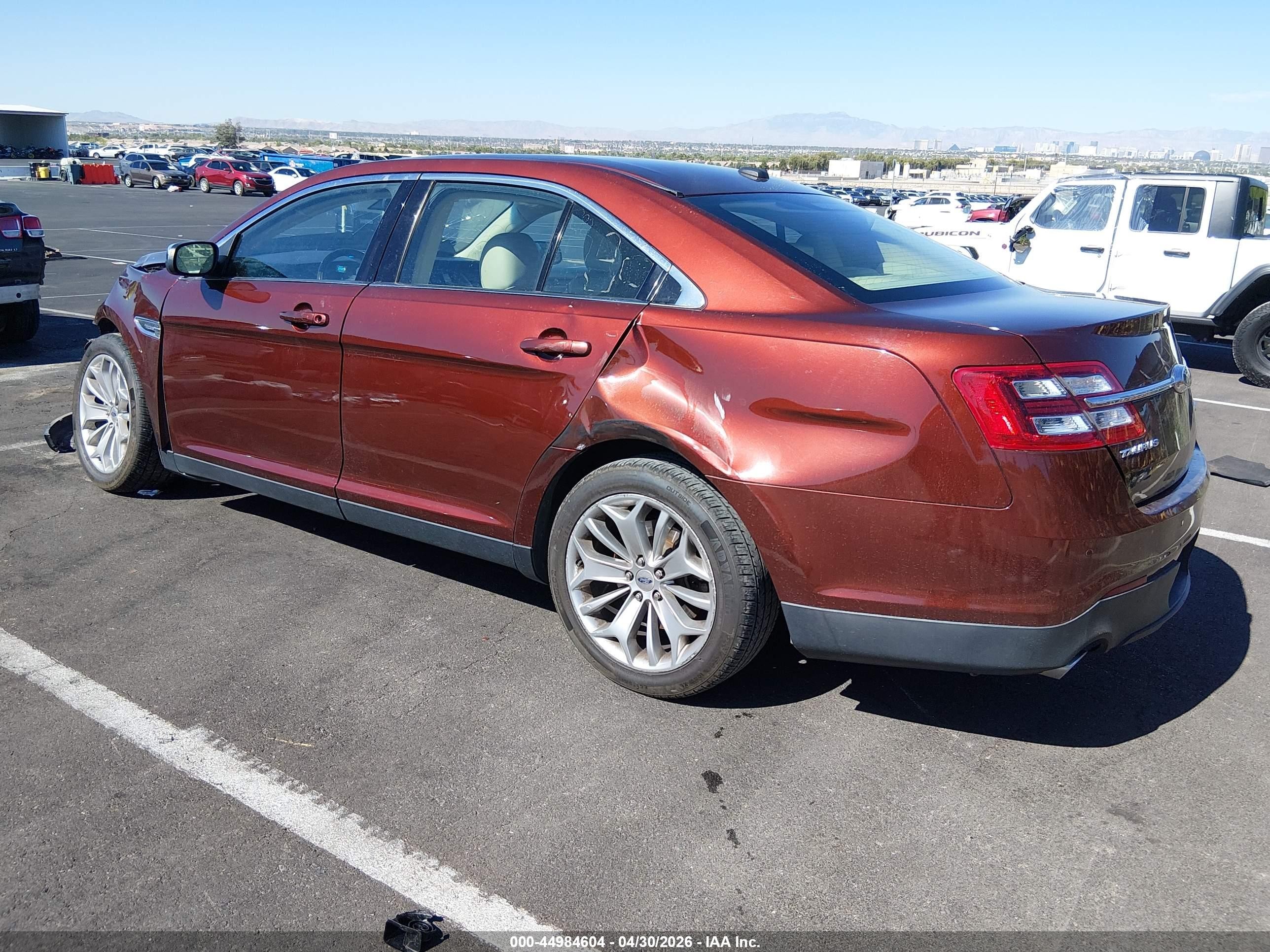 2015 Ford Taurus Limited Orange vin: 1FAHP2F89FG167583