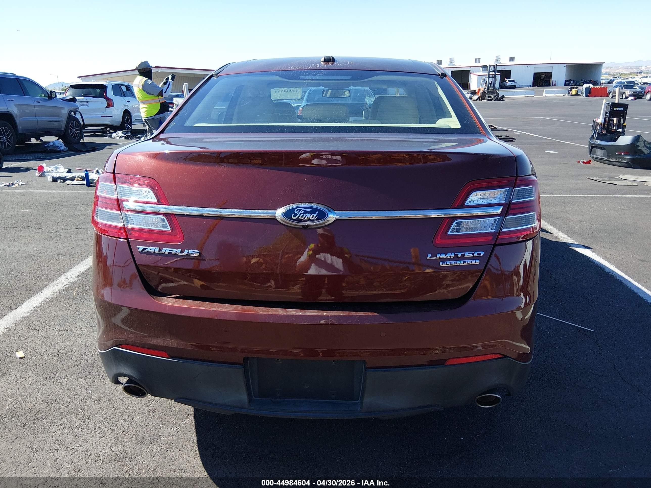 2015 Ford Taurus Limited Orange vin: 1FAHP2F89FG167583