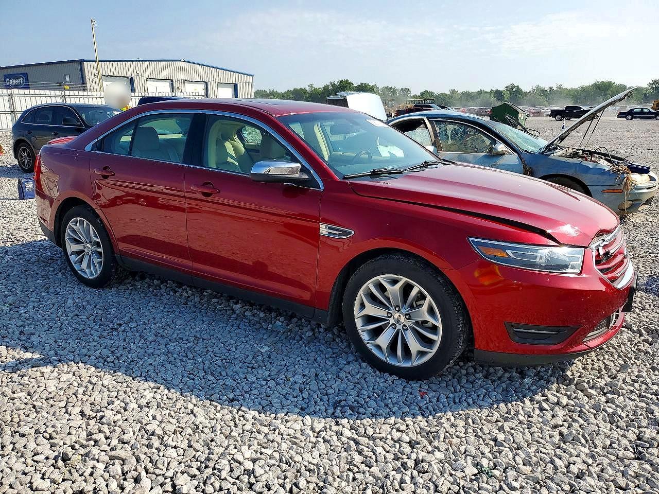 2016 Ford Taurus Limited Red vin: 1FAHP2F89GG133452