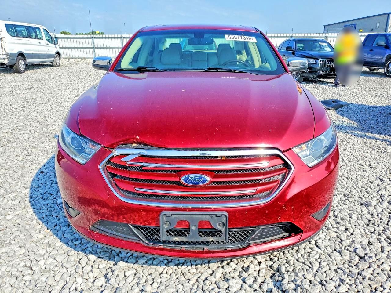 2016 Ford Taurus Limited Red vin: 1FAHP2F89GG133452