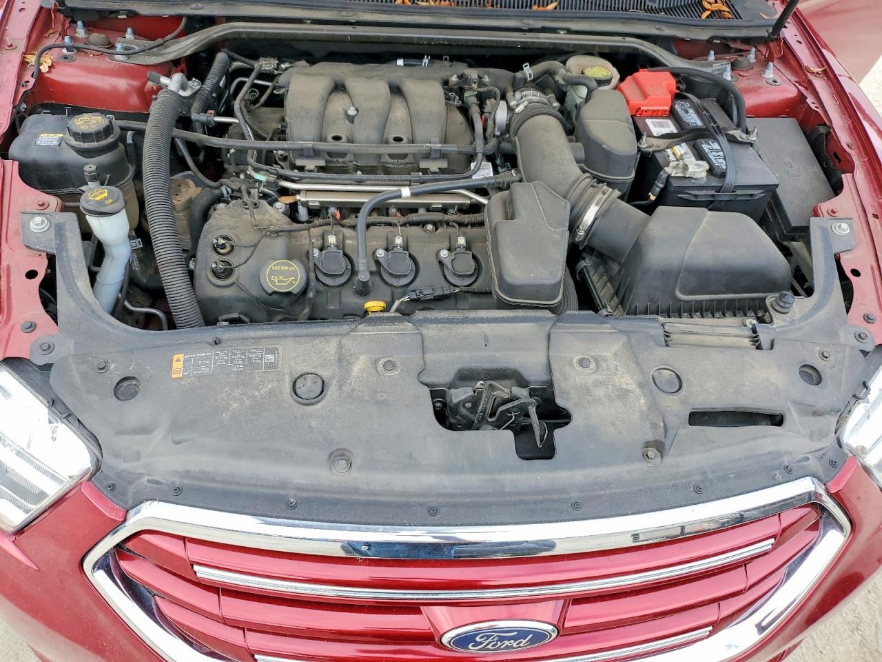 2017 Ford Taurus Limited Red vin: 1FAHP2F89HG108584