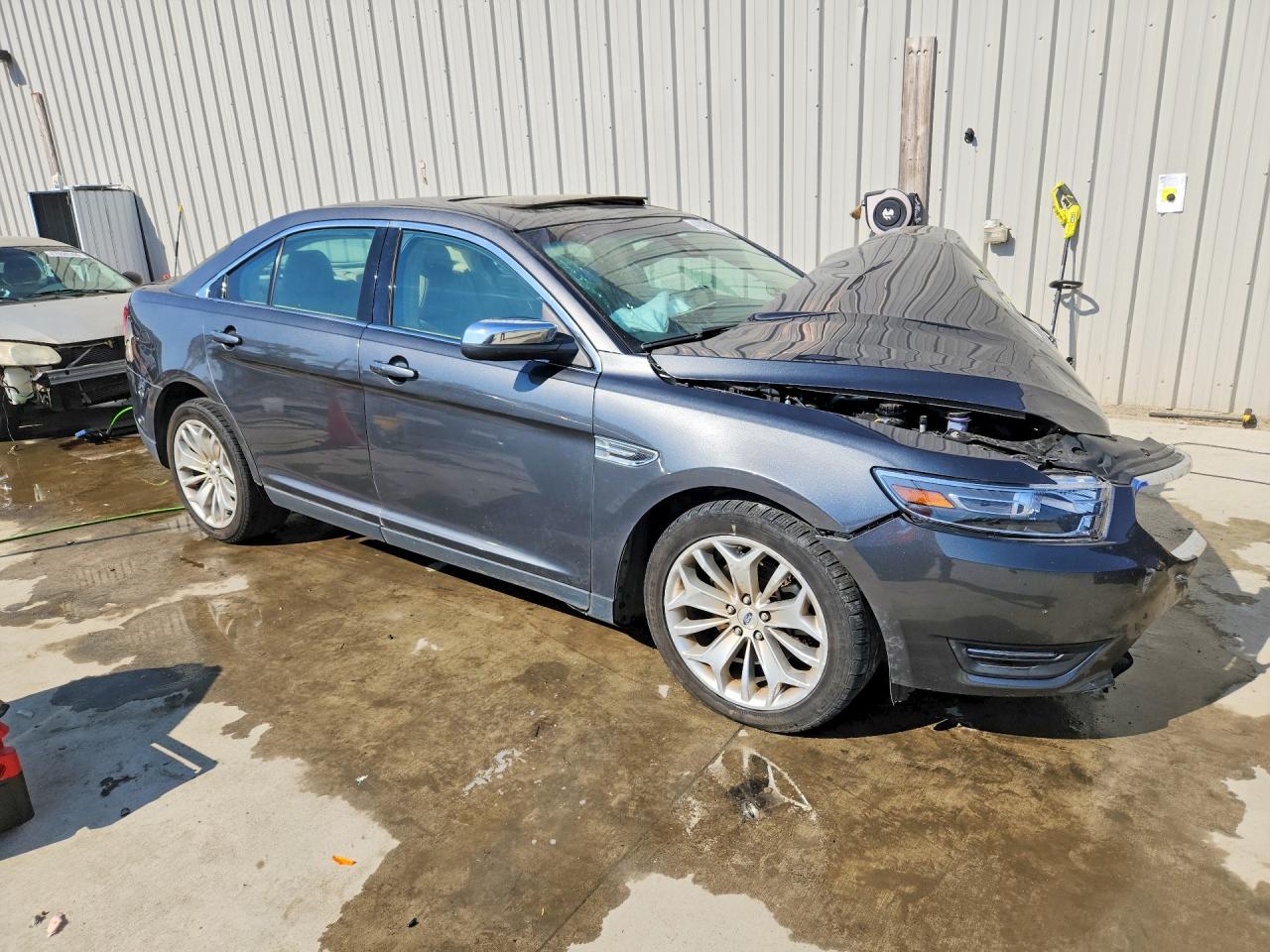 2018 Ford Taurus Limited Gray vin: 1FAHP2F89JG101527