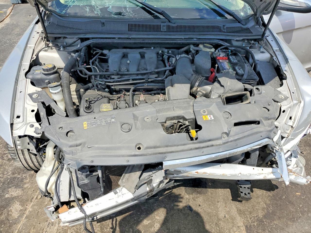 2013 Ford Taurus Limited Silver vin: 1FAHP2F8XDG185538