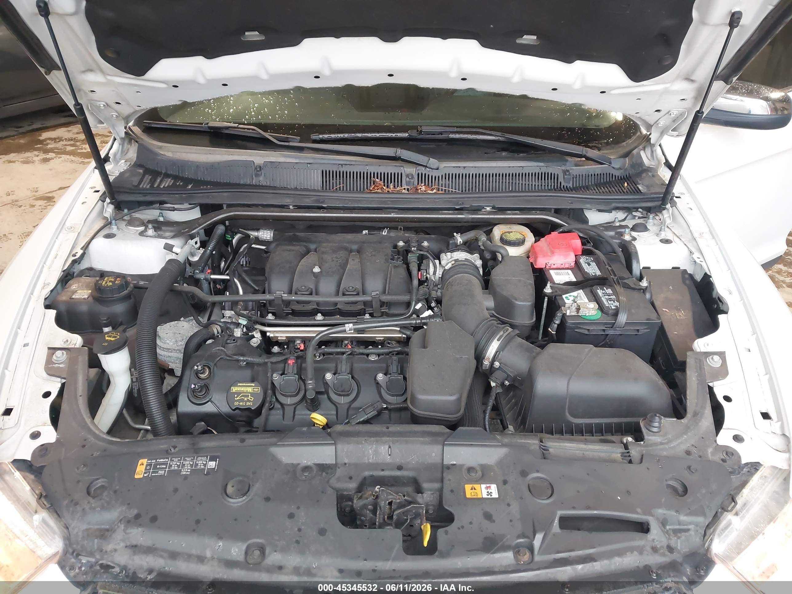 2013 Ford Taurus Limited White vin: 1FAHP2F8XDG214665