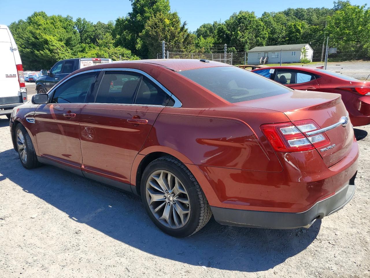 2014 Ford Taurus Limited Burgundy vin: 1FAHP2F8XEG176131