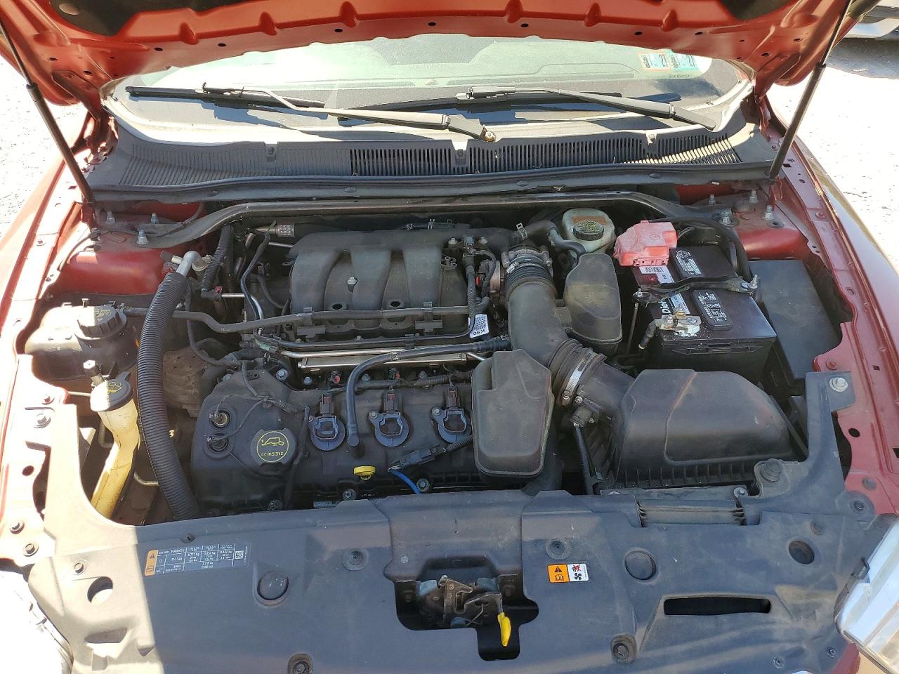 2014 Ford Taurus Limited Burgundy vin: 1FAHP2F8XEG176131