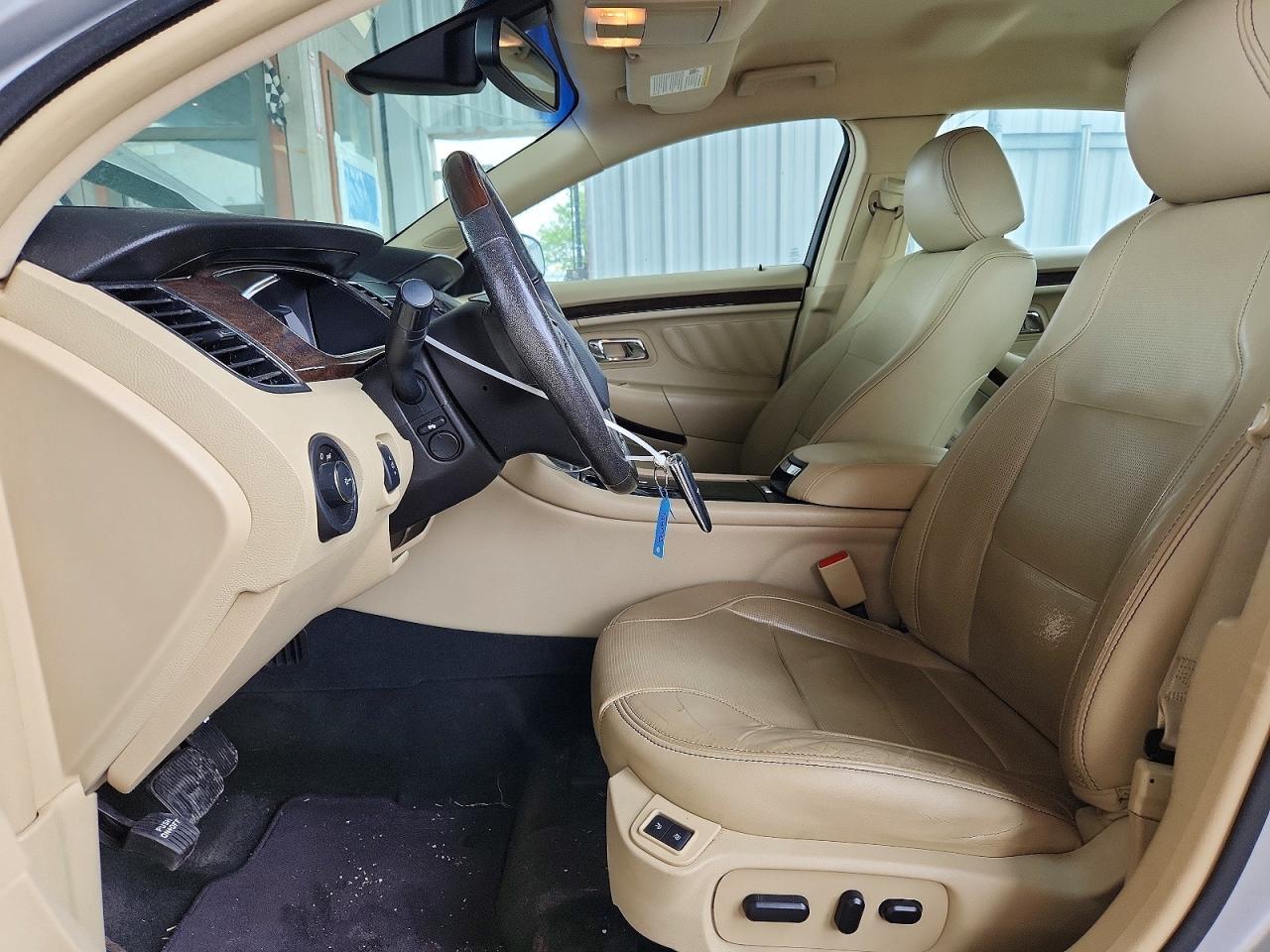 2014 Ford Taurus Limited Silver vin: 1FAHP2F8XEG186545